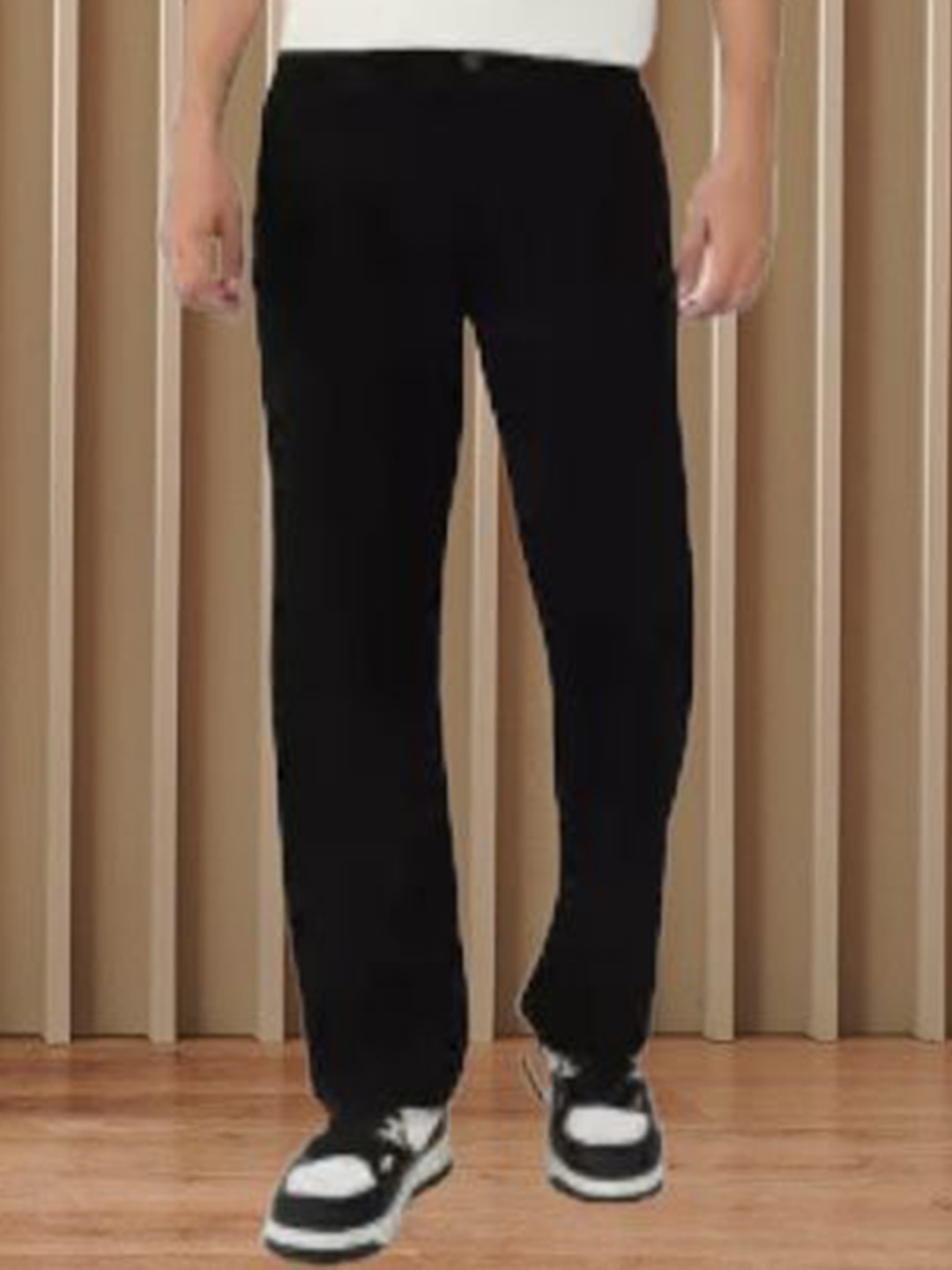 

LINARIA Men Classic Jogger Jeans, Black