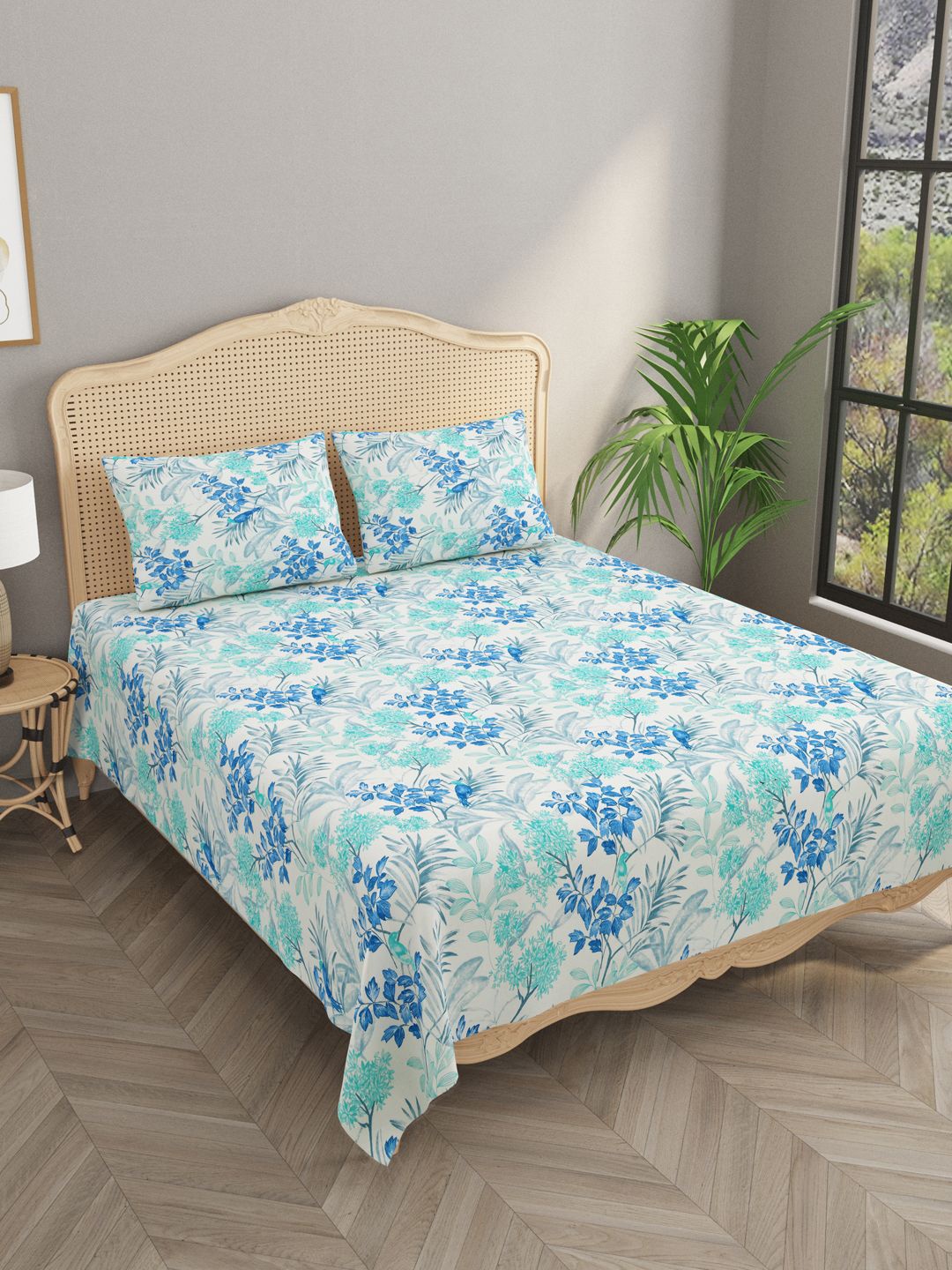 

Gulaab Jaipur White & Blue Floral 400 TC King Bedsheet with 2 Pillow Covers