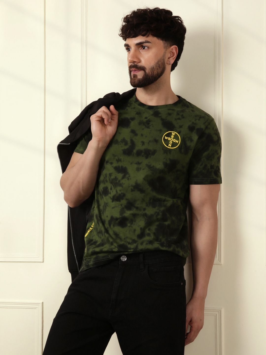 

WROGN Men Dyed Applique Slim Fit T-shirt, Green