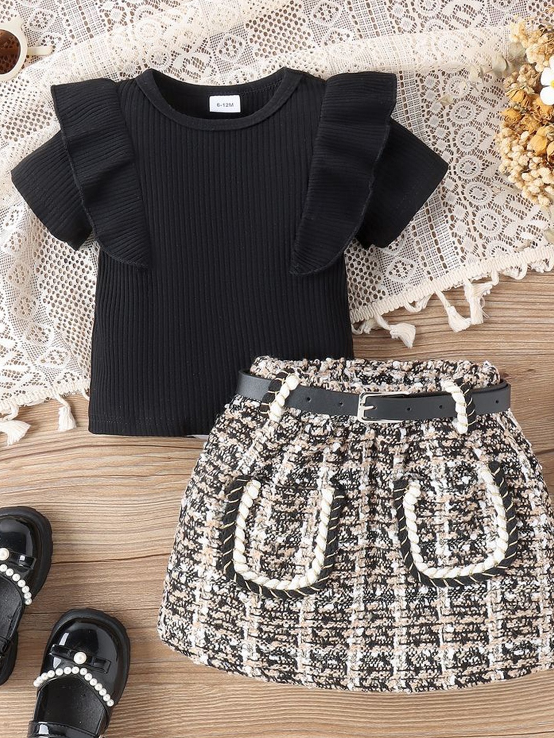 

LULU & SKY Girls Top with Skirt, Black