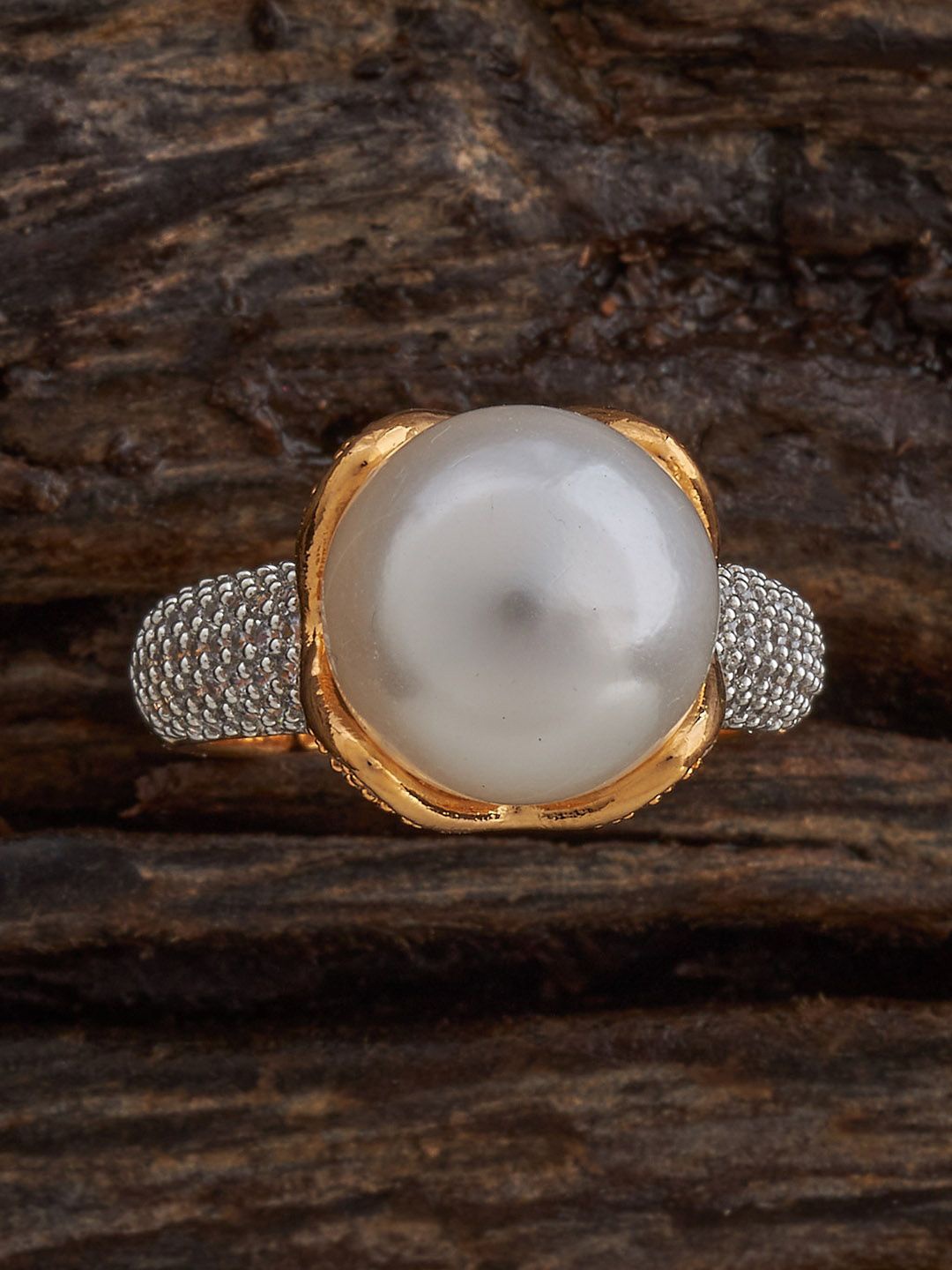 

Kushal's Fashion Jewellery Gold-Plated Cubic Zirconia-Studded Finger Ring