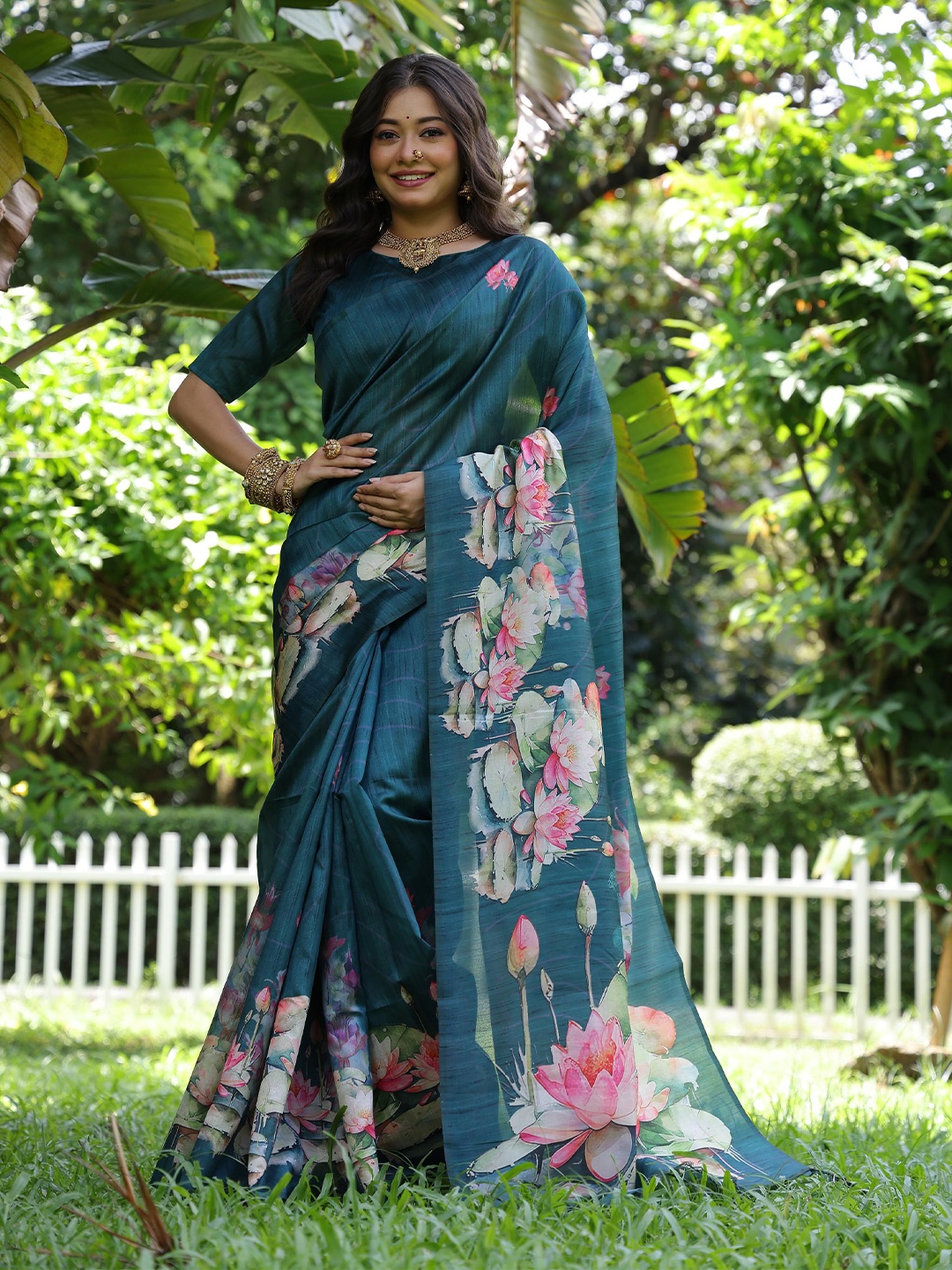 

Ekta Textiles Floral Pure Silk Tussar Saree, Turquoise blue
