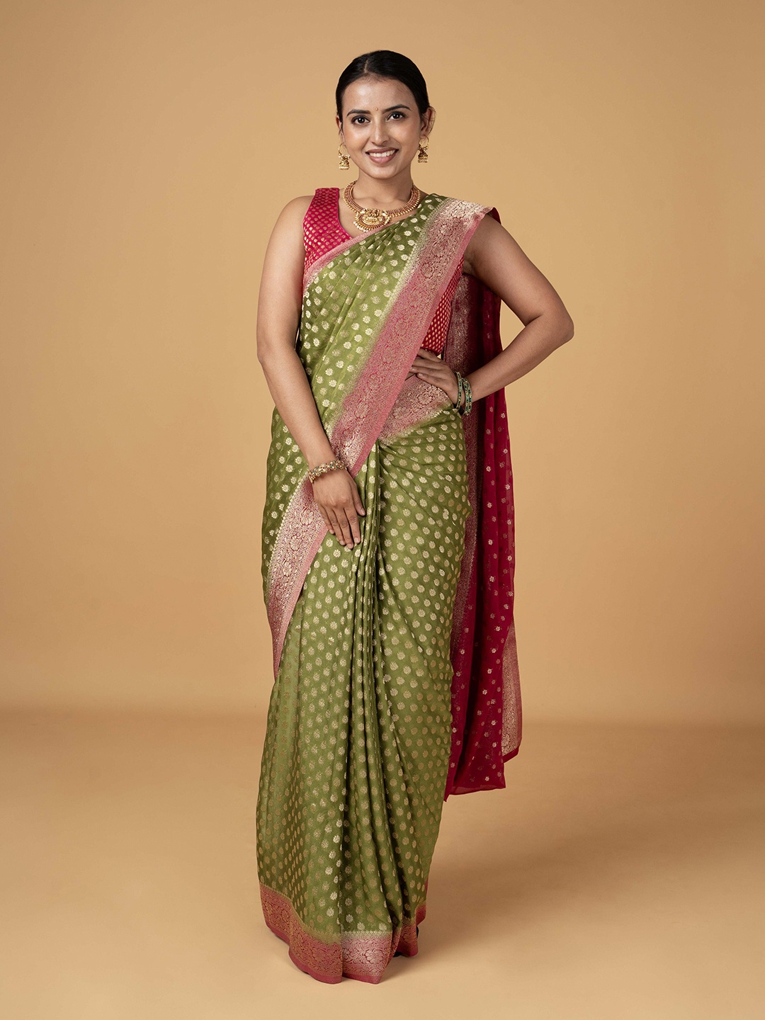 

SANJAR CREATION Woven Design Zari Poly Georgette Banarasi Saree, Green