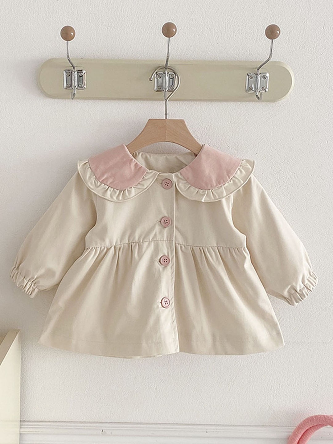 

LULU & SKY Girls Striped without Tailored Jacket with Patchwork, Beige
