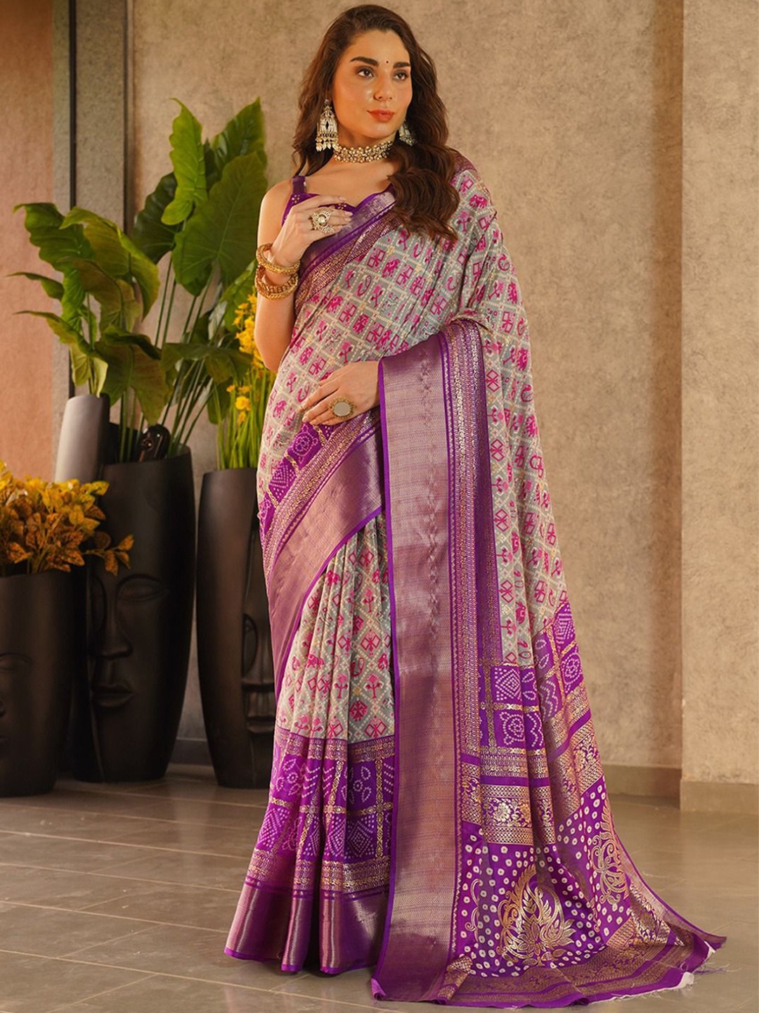 

SANJANA SILK Woven Design Zari Art Silk Maheshwari Saree, Purple
