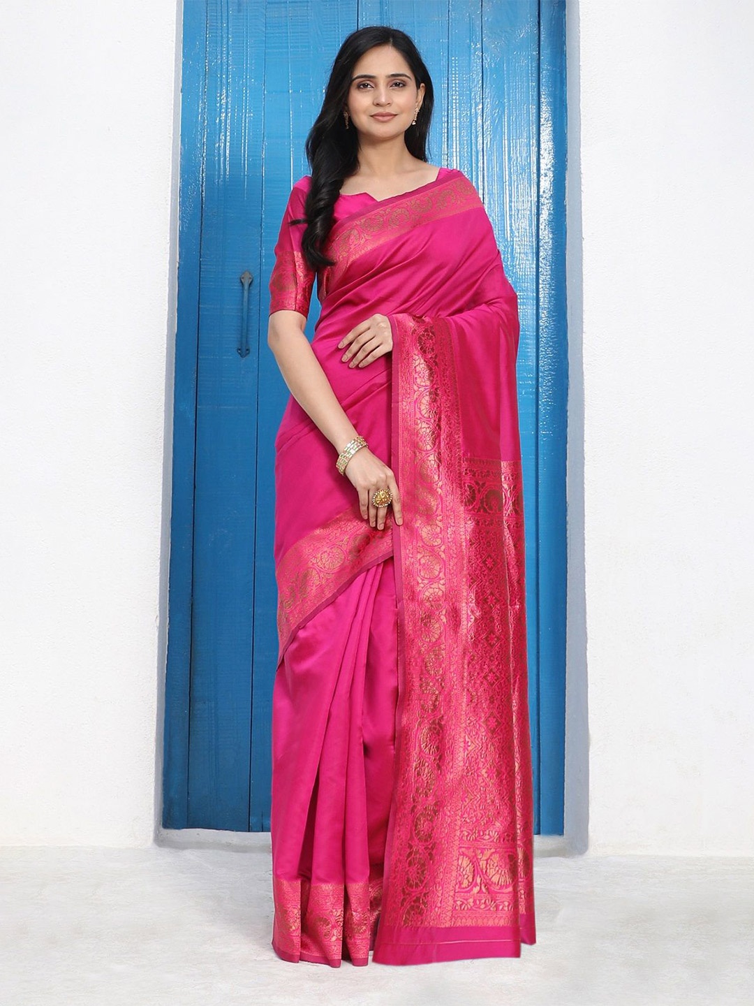 

Iris Zari Silk Blend Kanjeevaram Saree, Pink