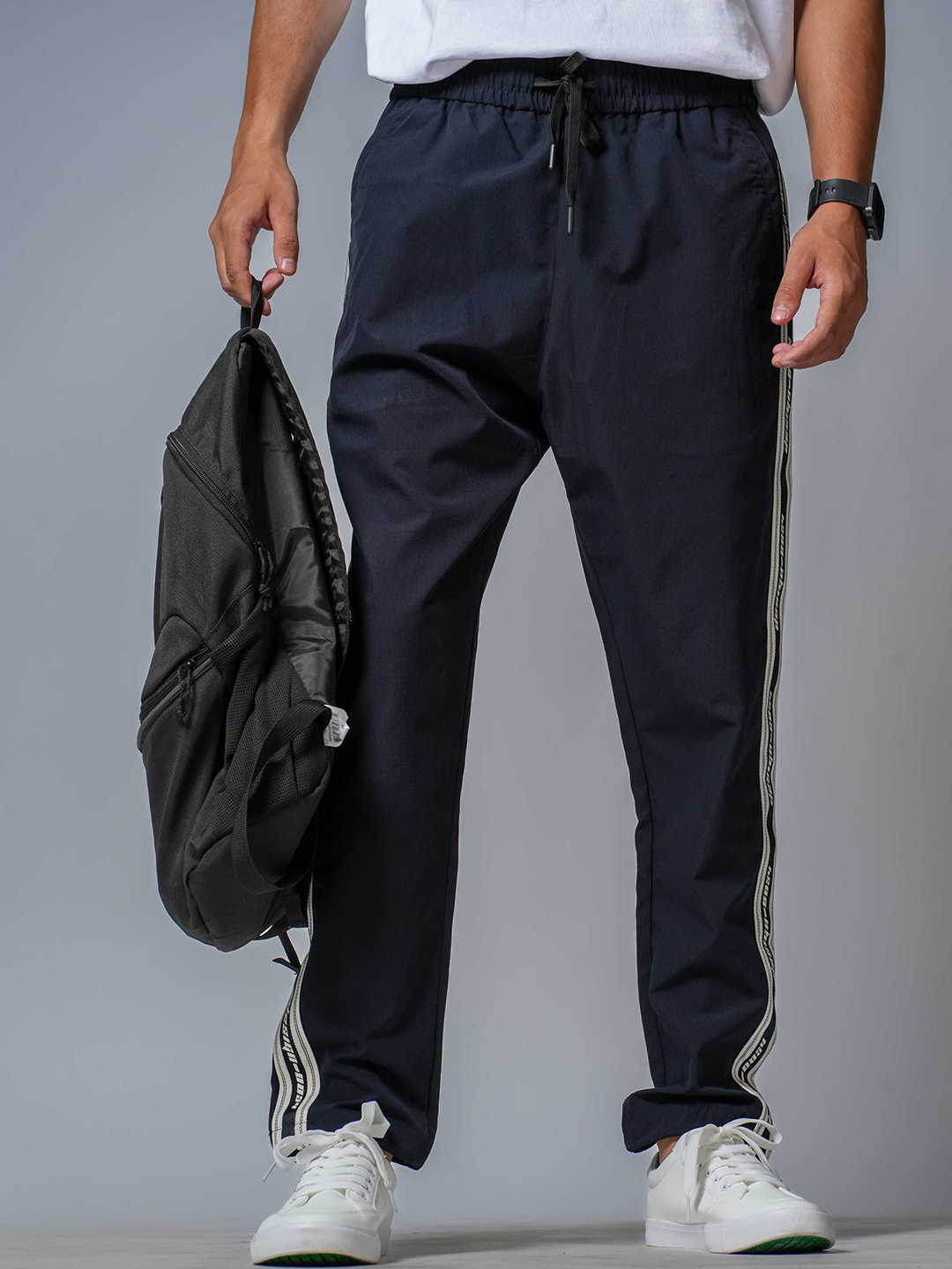 

Fort Collins Men Striped Relaxed Fit Joggers, Black