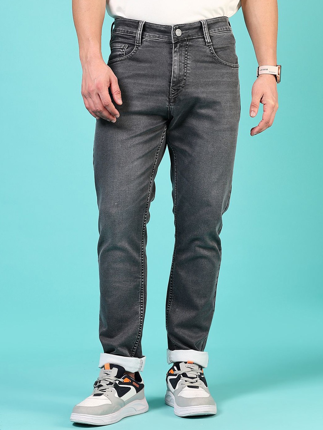 

V-Mart Men Light Fade Jeans, Grey