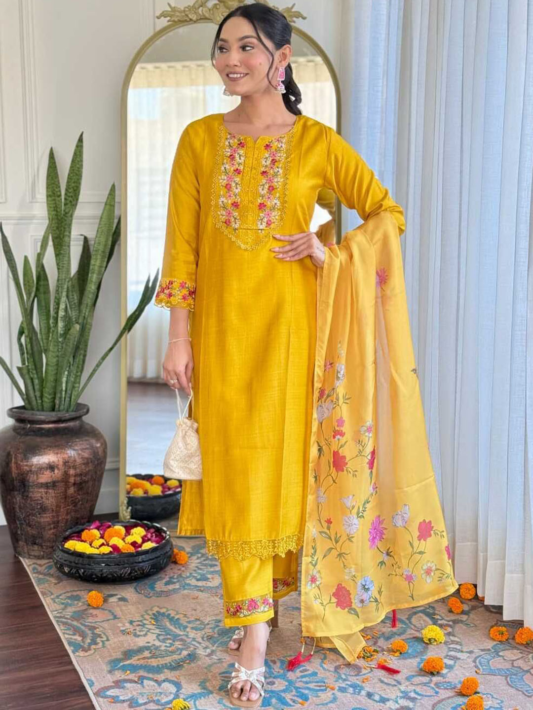 

SHIJILA Women Ethnic Motifs Embroidered Regular Thread Work Kurta with Trousers & With Dupatta, Yellow