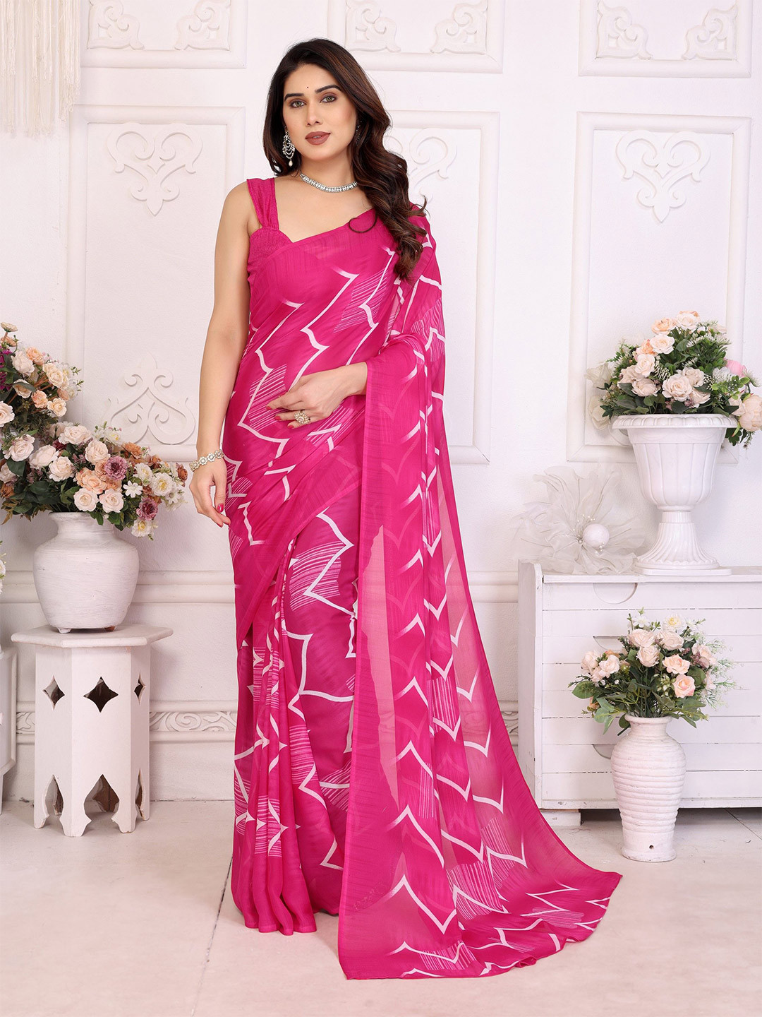 

Moda Rapido Poly Georgette Saree, Pink