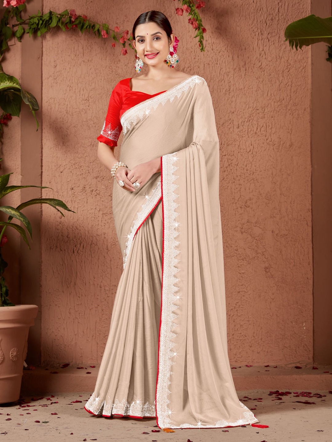 

PAYAL CREATION Ethnic Motifs Embroidered Pure Georgette Saree, Beige