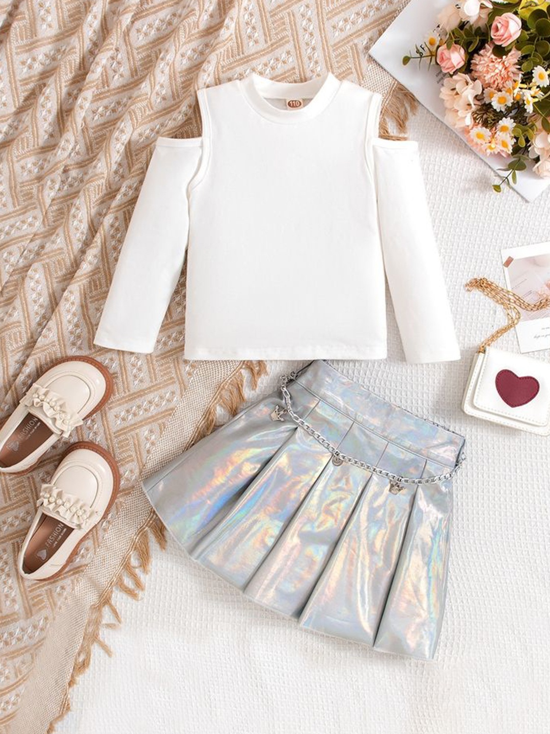 

LULU & SKY Girls Top with Skirt, White