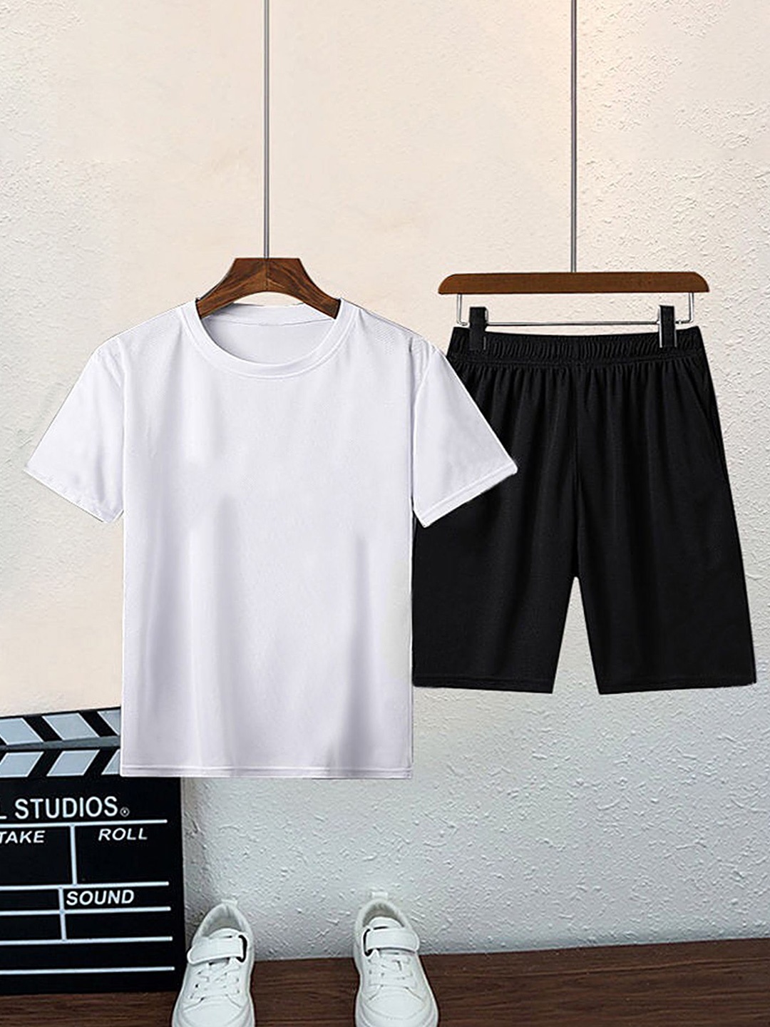 

LULU & SKY Girls T-shirt with Shorts, White