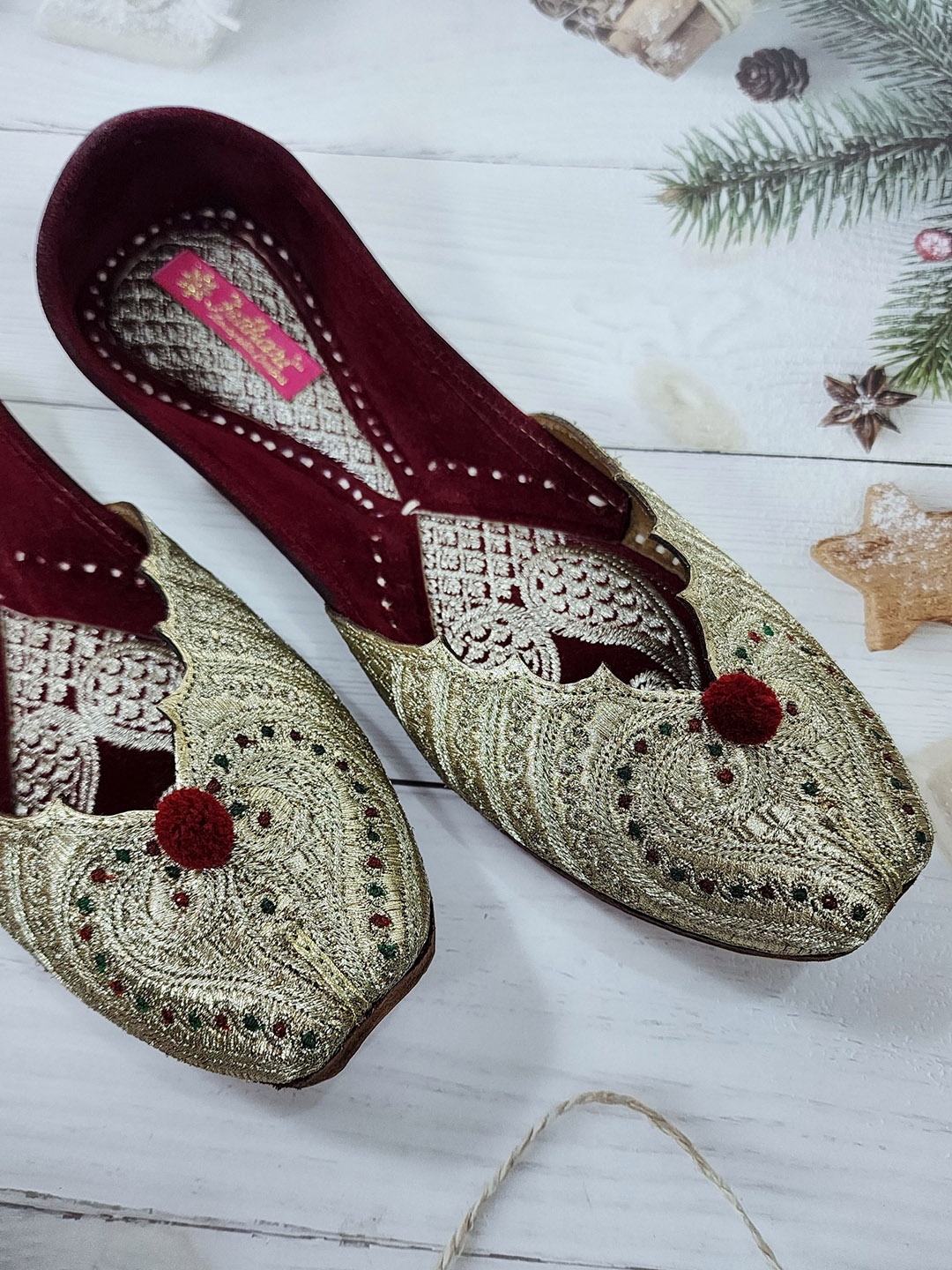 

Fulkari Women Embellished Ethnic Mojaris Flats, Gold