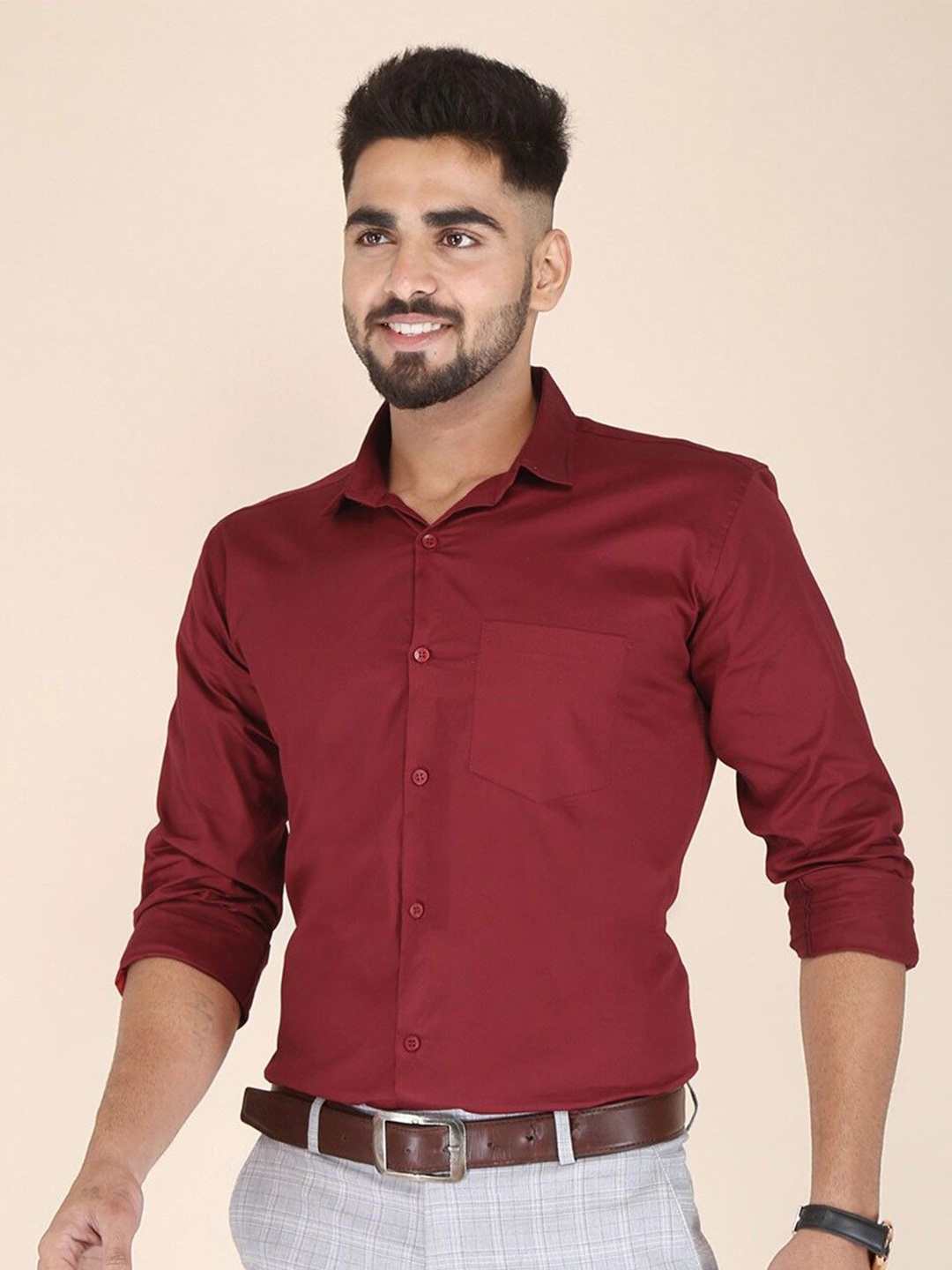 

PulseIQ Men Modern Opaque Casual Shirt, Maroon