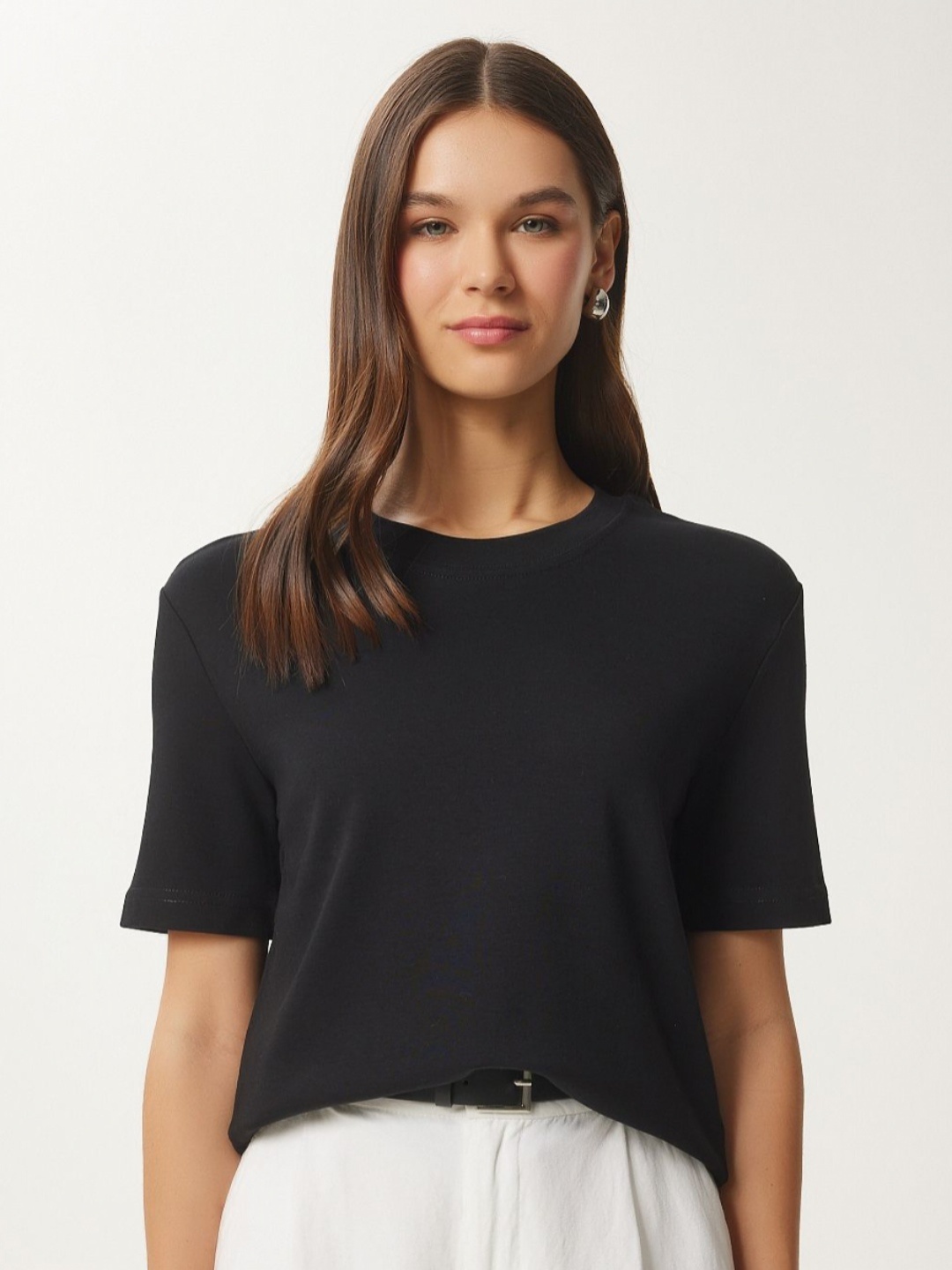 

Happiness istanbul Women Drop-Shoulder Sleeves Cut Outs T-shirt, Na