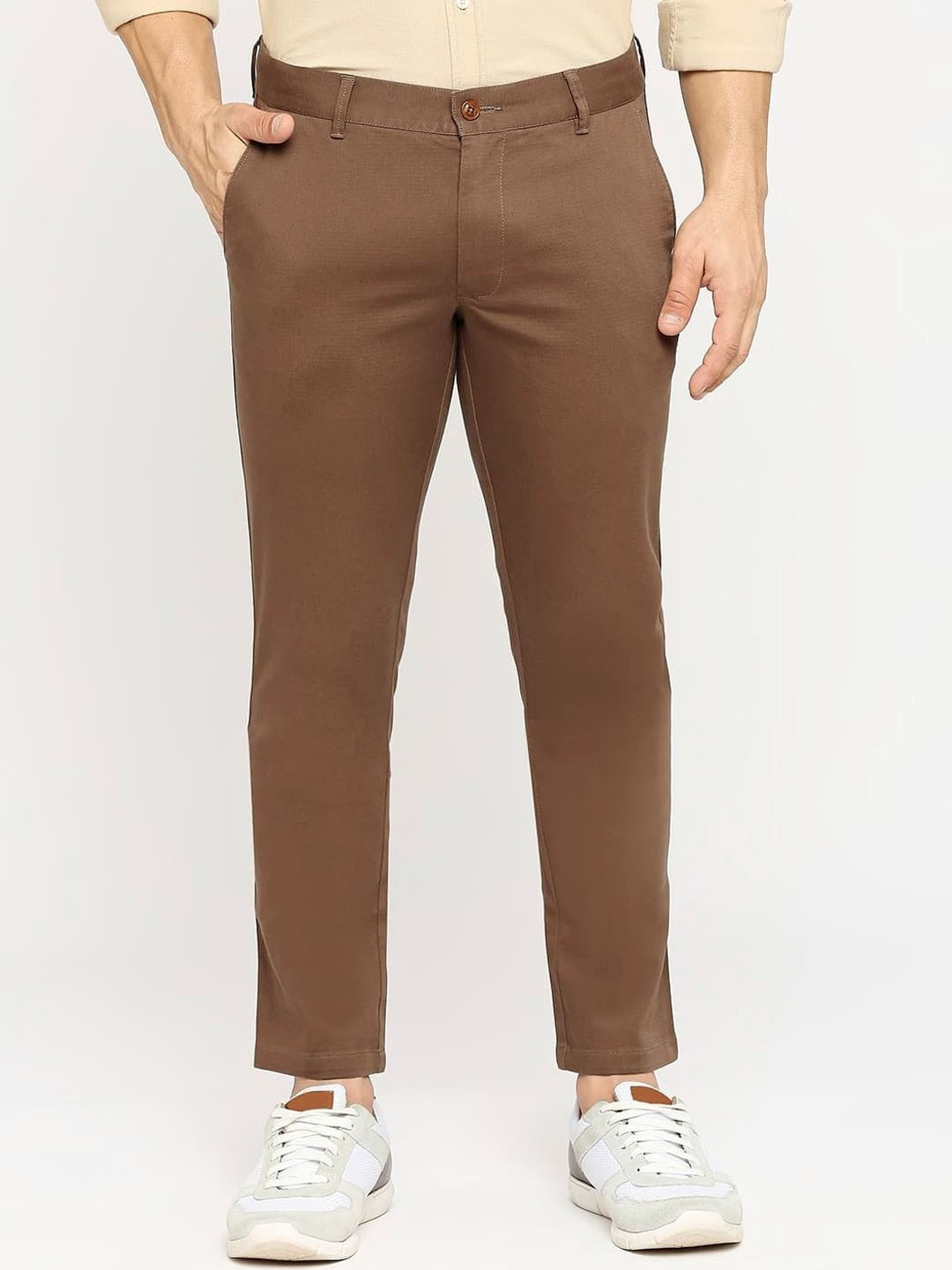 

Basics Men Skinny Fit Low-Rise Trousers, Brown