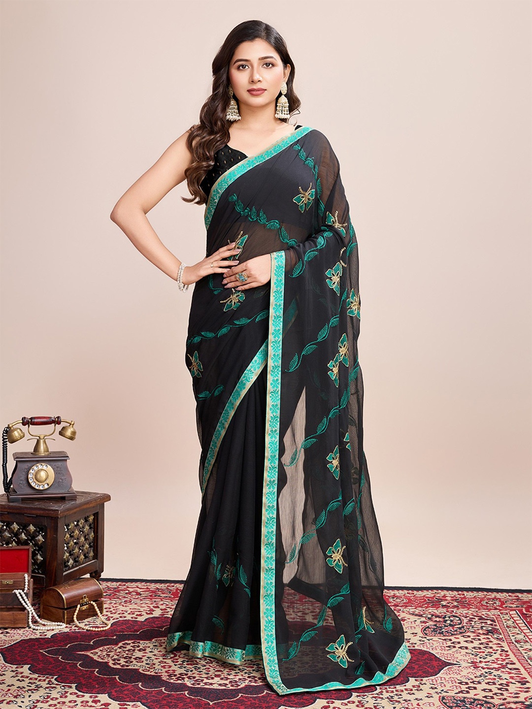 

Rangtulika Ethnics Embellished Embroidered Silk Blend Saree, Teal