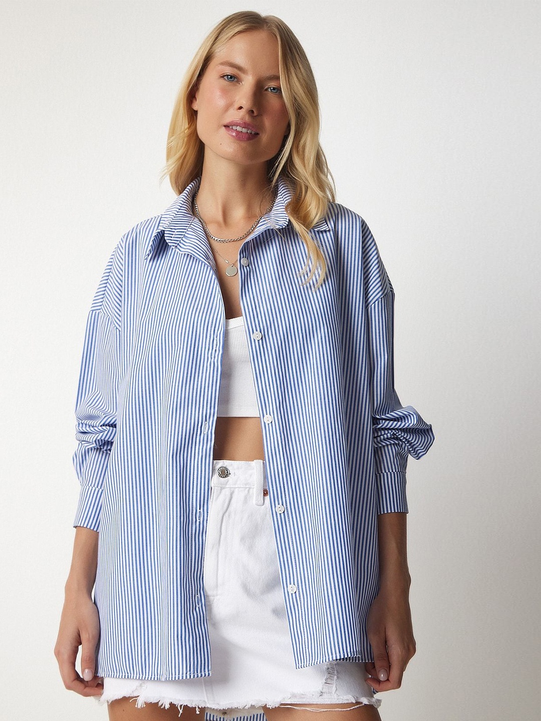 

Happiness istanbul Women Opaque Striped Casual Shirt, Na