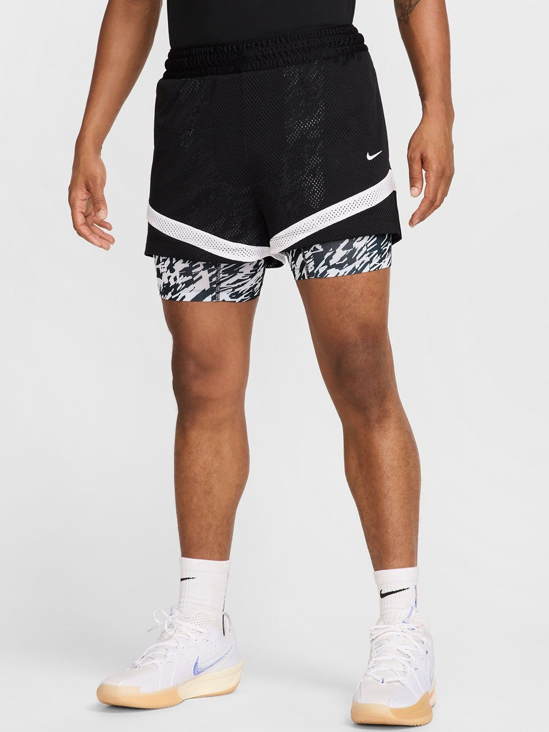 

Nike Icon Men's Dri-FIT 10cm (approx.) 2-in-1 Basketball Shorts, Black