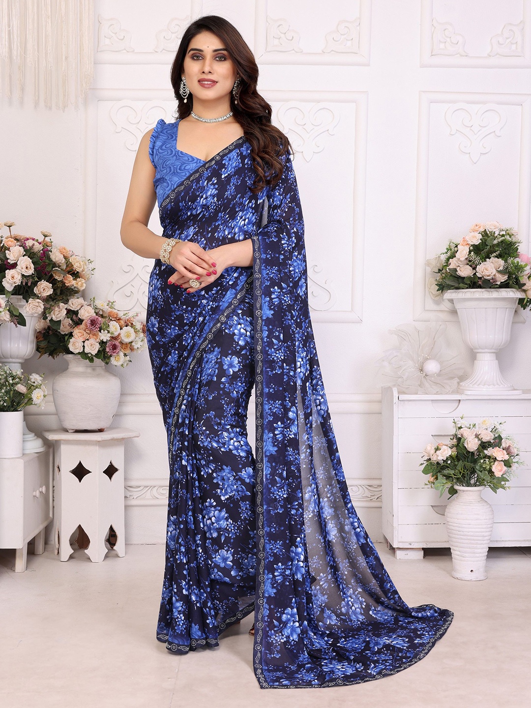 

Moda Rapido Floral Beads and Stones Poly Georgette Saree, Navy blue