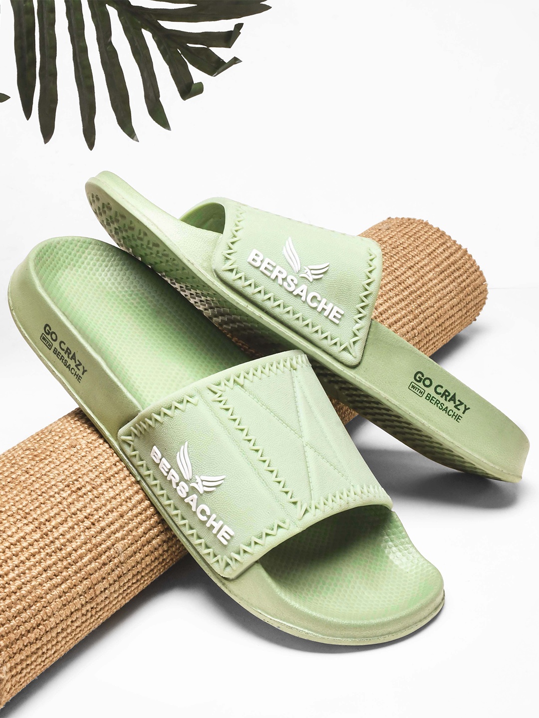 

BERSACHE Men Slip-On, Green