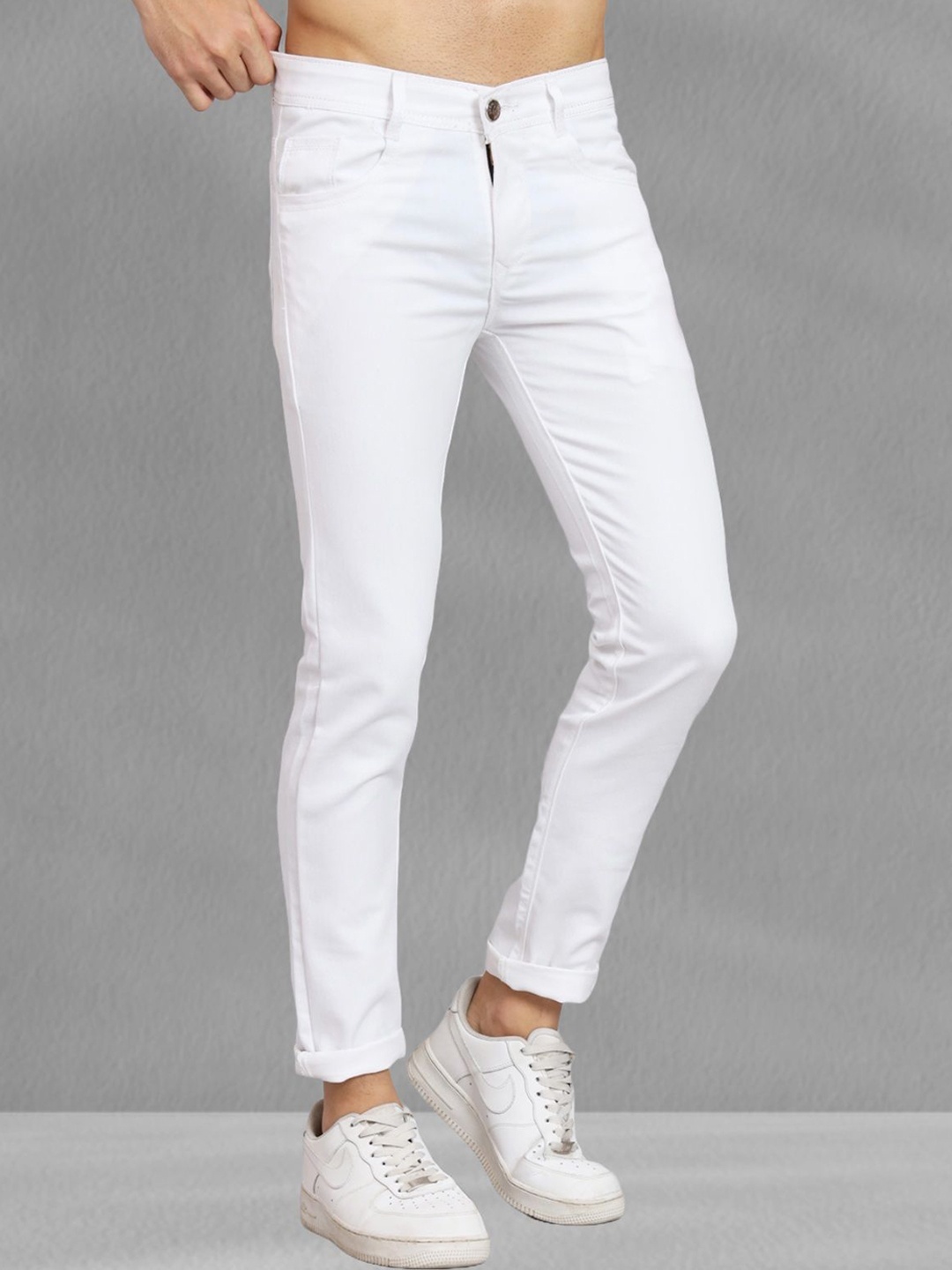 

LINARIA Men Classic Tapered Fit Slash Knee Jeans, White