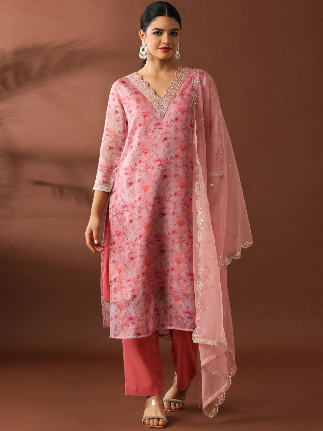 

Jaipur Kurti Women Floral Embroidered Regular Beads and Stones Kurta with Trousers & With Dupatta, Pink