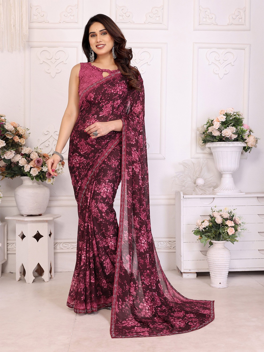 

Moda Rapido Floral Beads and Stones Poly Georgette Saree, Maroon