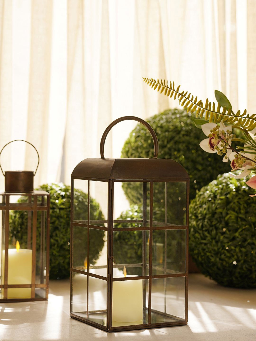 

Pure Home and Living Brown & Transparent Candle Holder