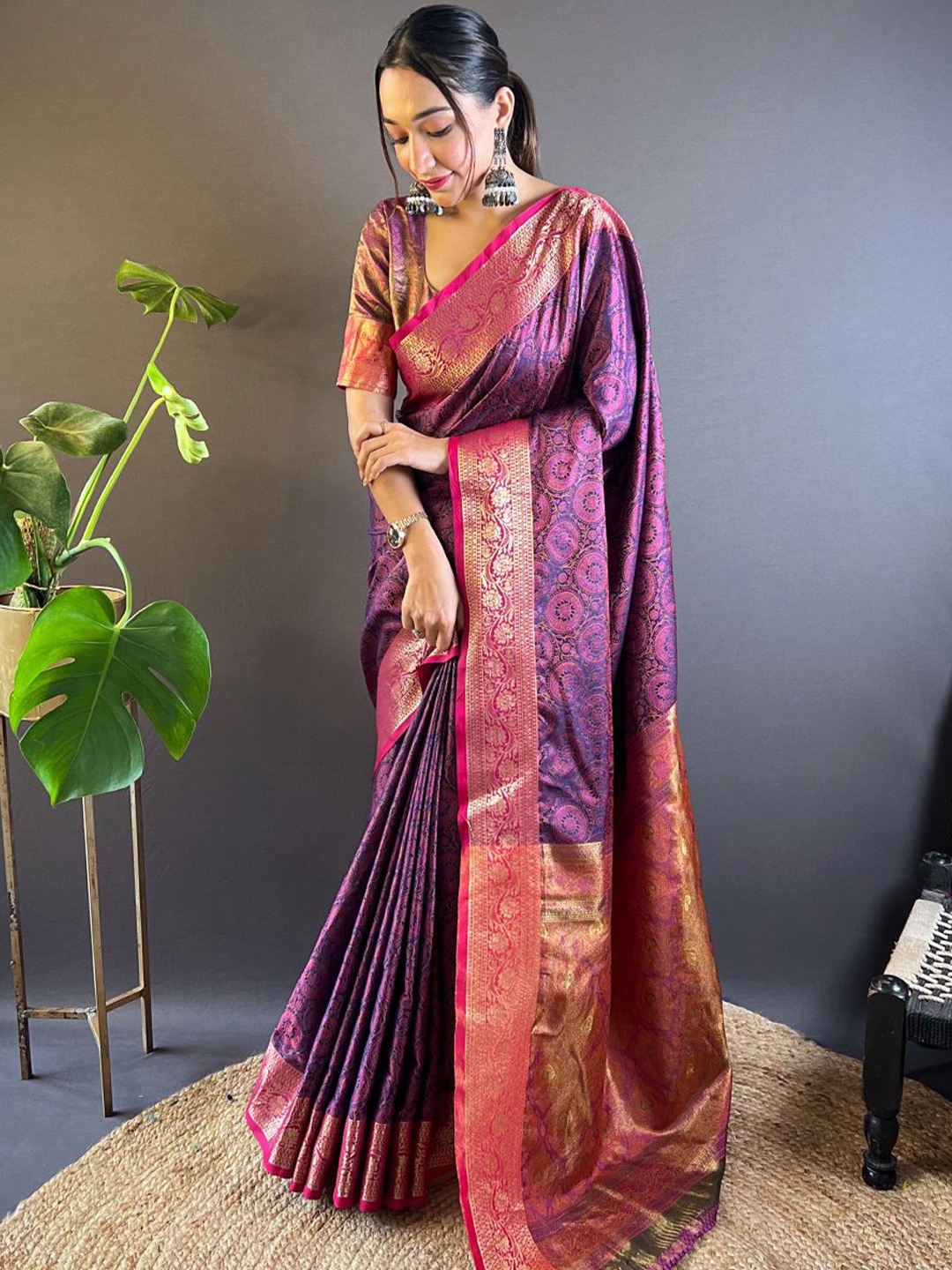 

all about you Woven Design Zari Silk Blend Kanjeevaram Saree, Violet