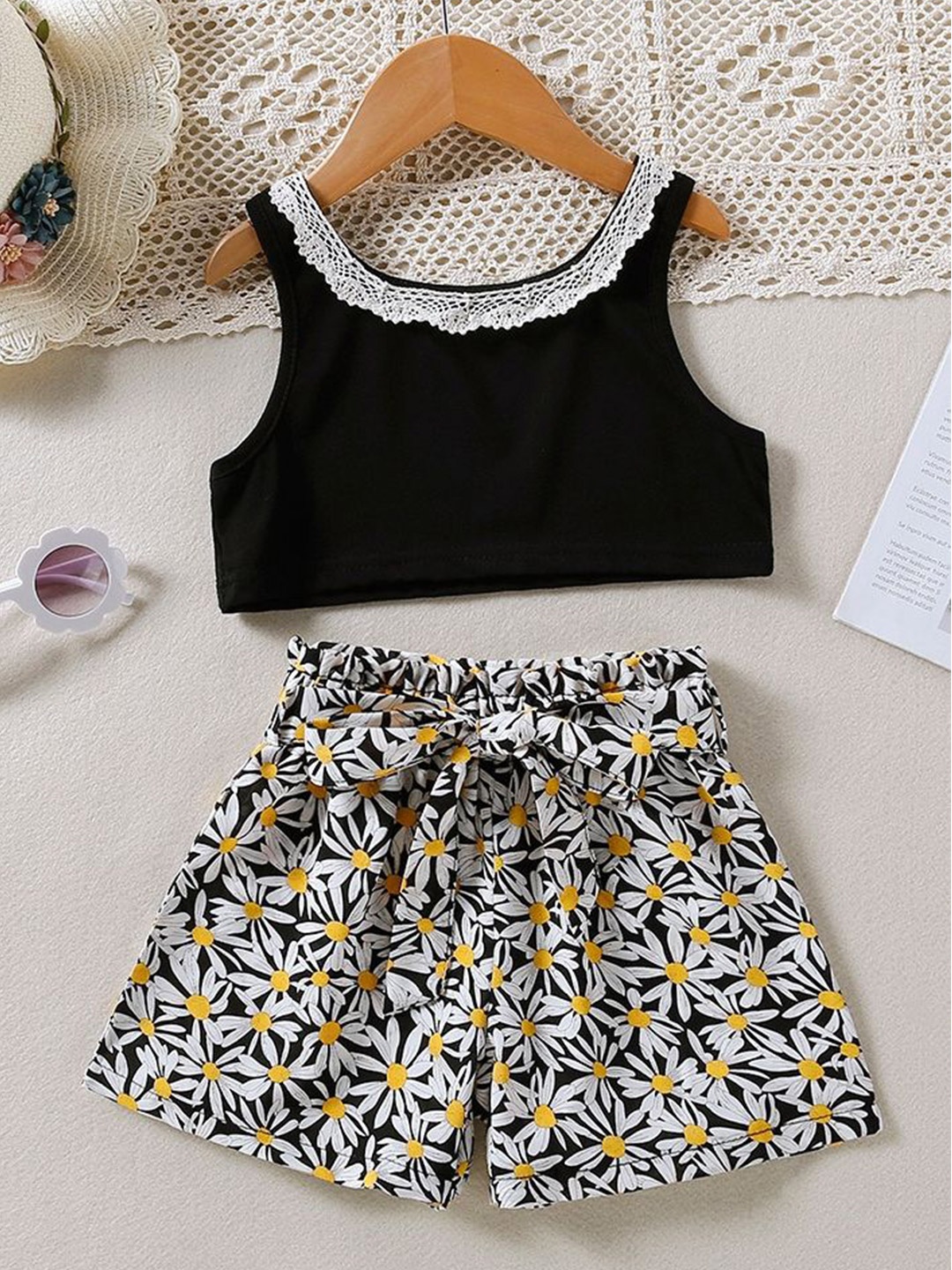 

LULU & SKY Girls Top with Shorts, Black