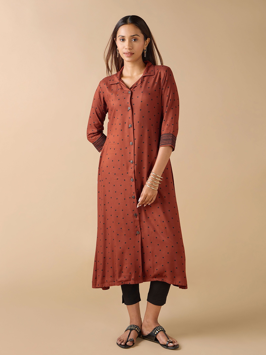 

Vismay Polka Dot Printed Kurta, Red