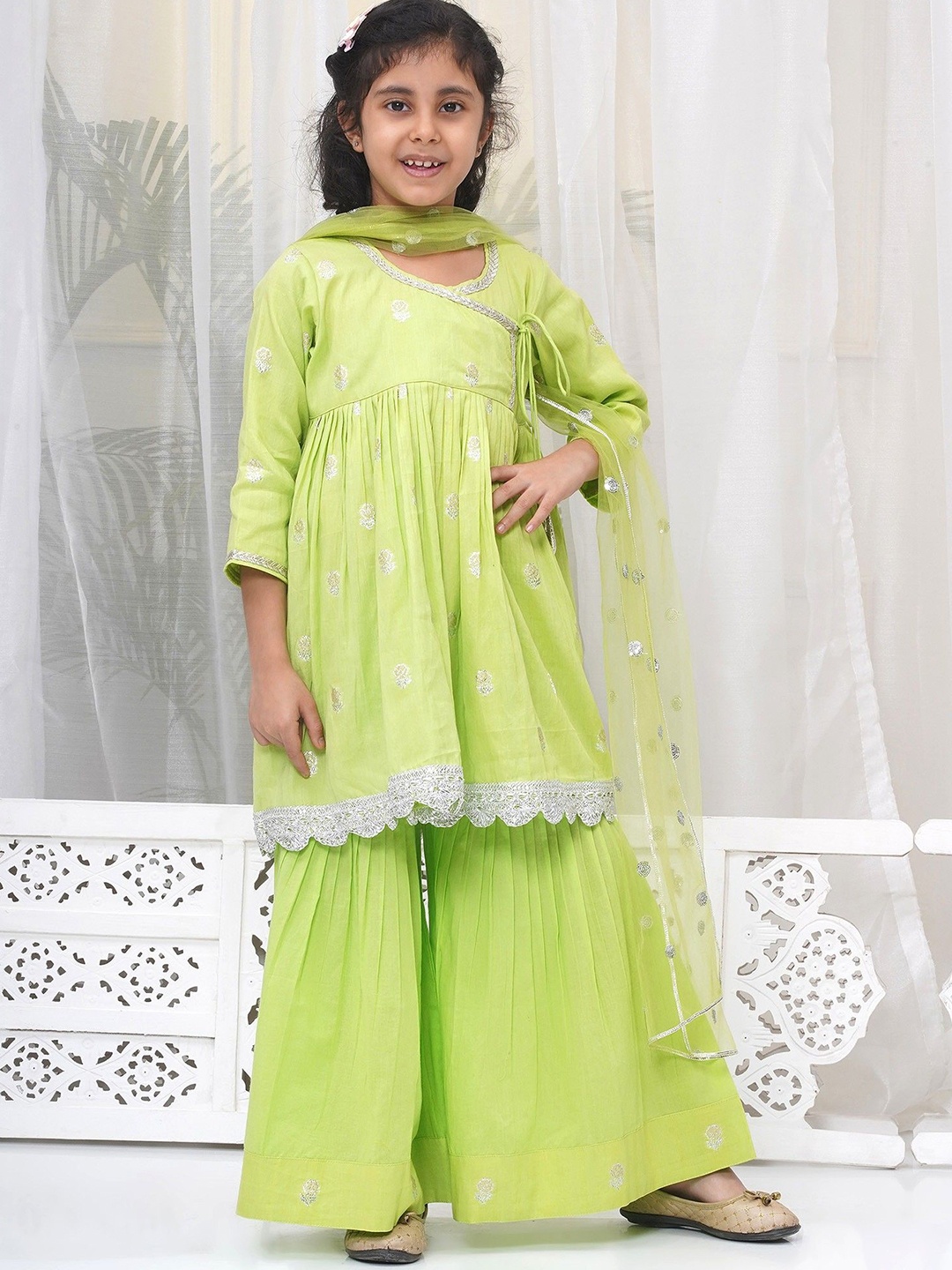 

Little Bansi Girls Ethnic Motifs Embroidered Angrakha Thread Work Pure Cotton Kurta with Sharara & With, Green