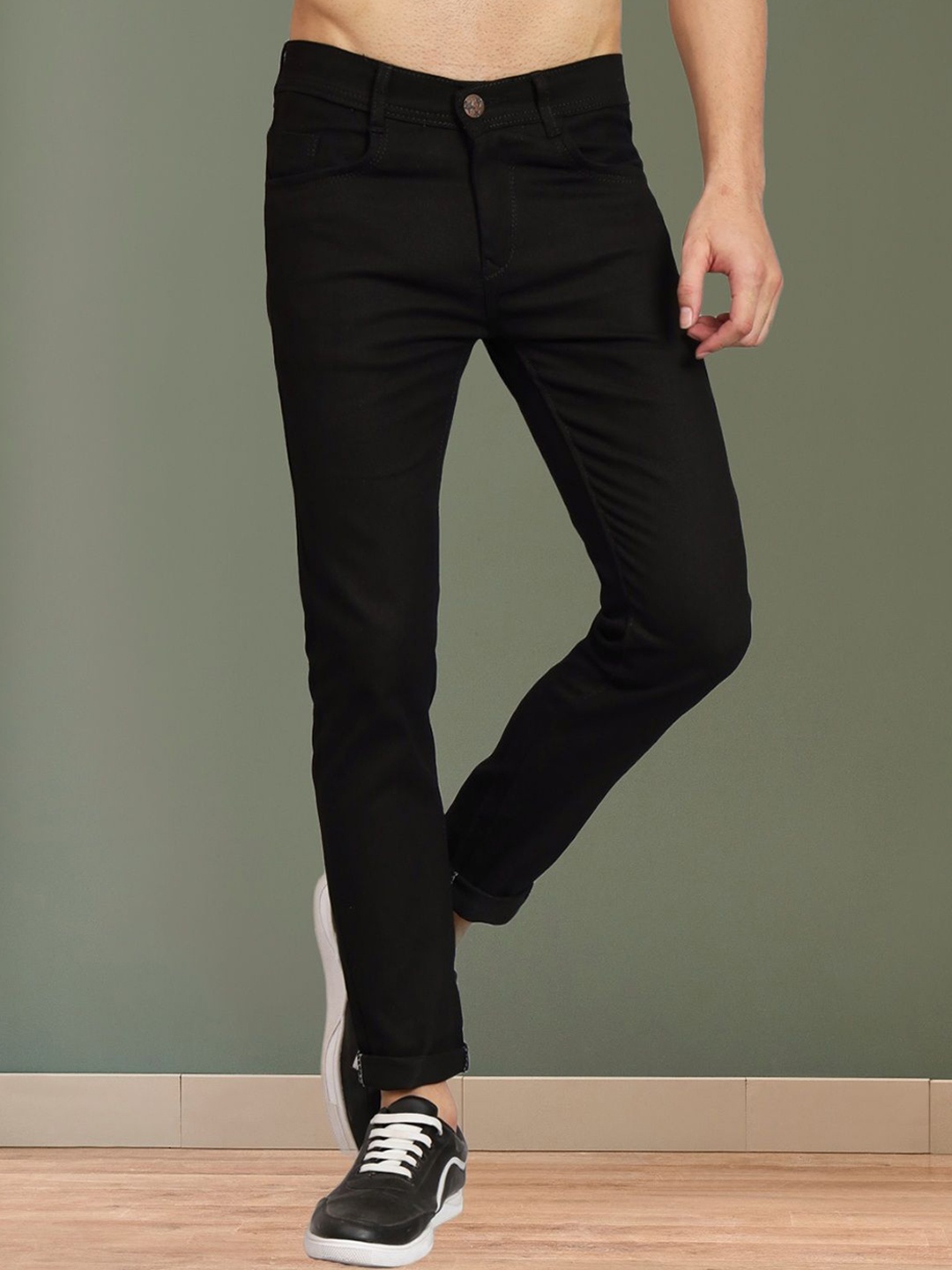 

COMFITS Men Classic Straight Fit Jeans, Black