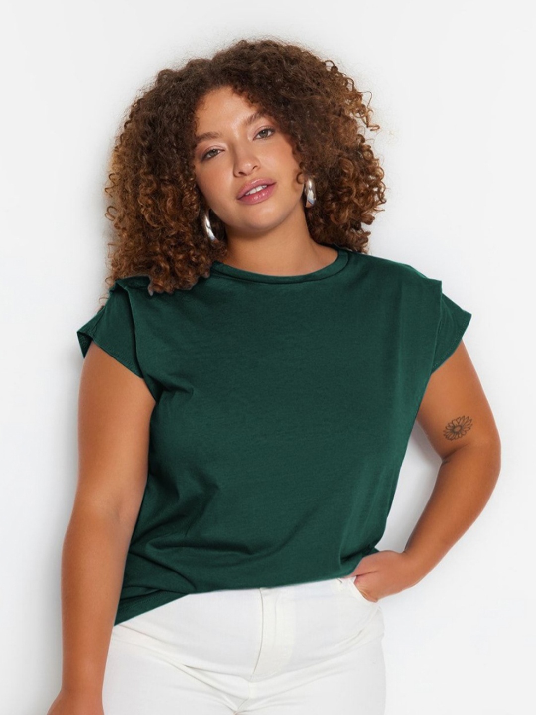 

Trendyol Women Hooded Applique T-shirt, Na