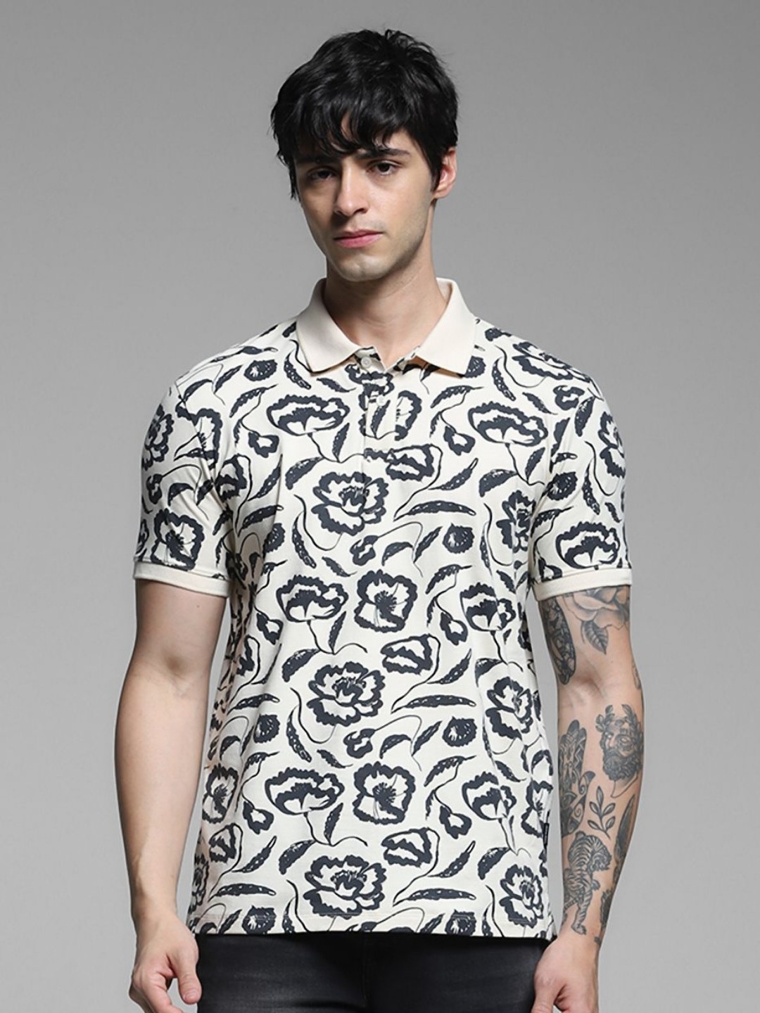 

Jack & Jones Men Floral Printed Polo Collar Raw Edge T-shirt, White