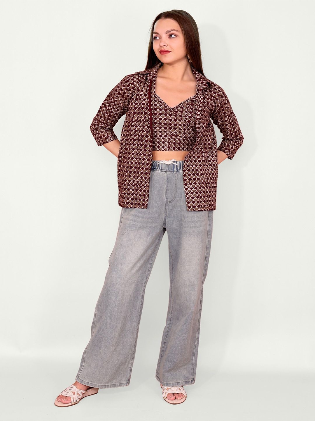 

Kaajal by Vidhi Colourblocked Cotton Crop Top, Brown