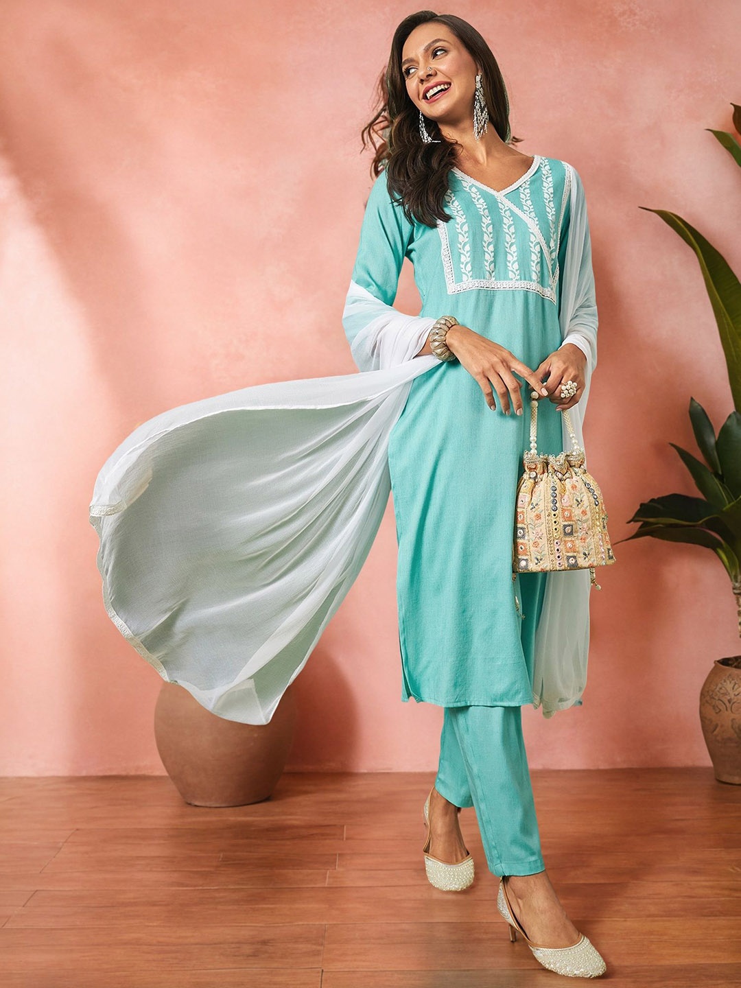 

Sangria Printed Organic Cotton Straight Kurta With Trouser & Dupatta, Blue