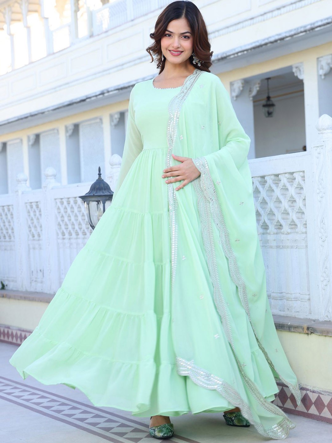 

Wedani Women Layered Kurta with Pyjamas & With Dupatta, Green
