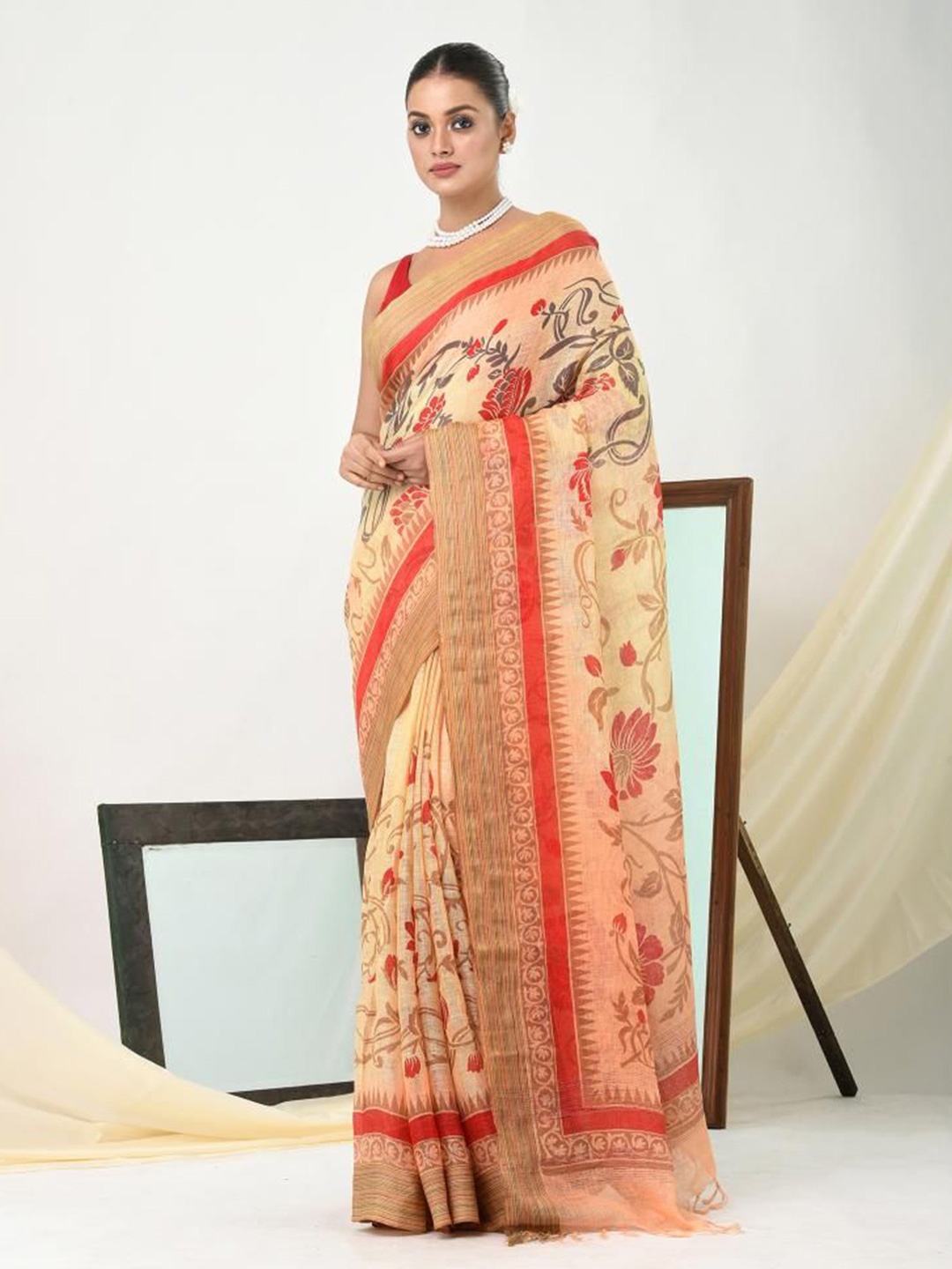 

VIBHAVARI Floral Linen Blend Saree, Beige