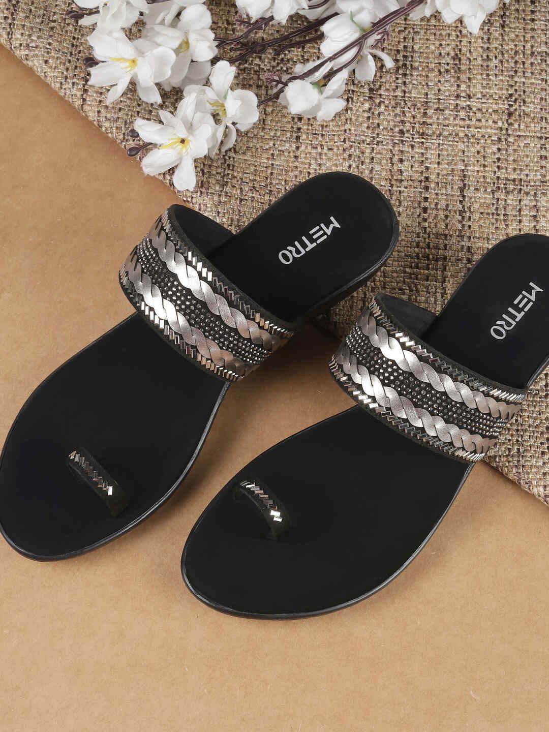 

Metro Printed Block Sandals, Black