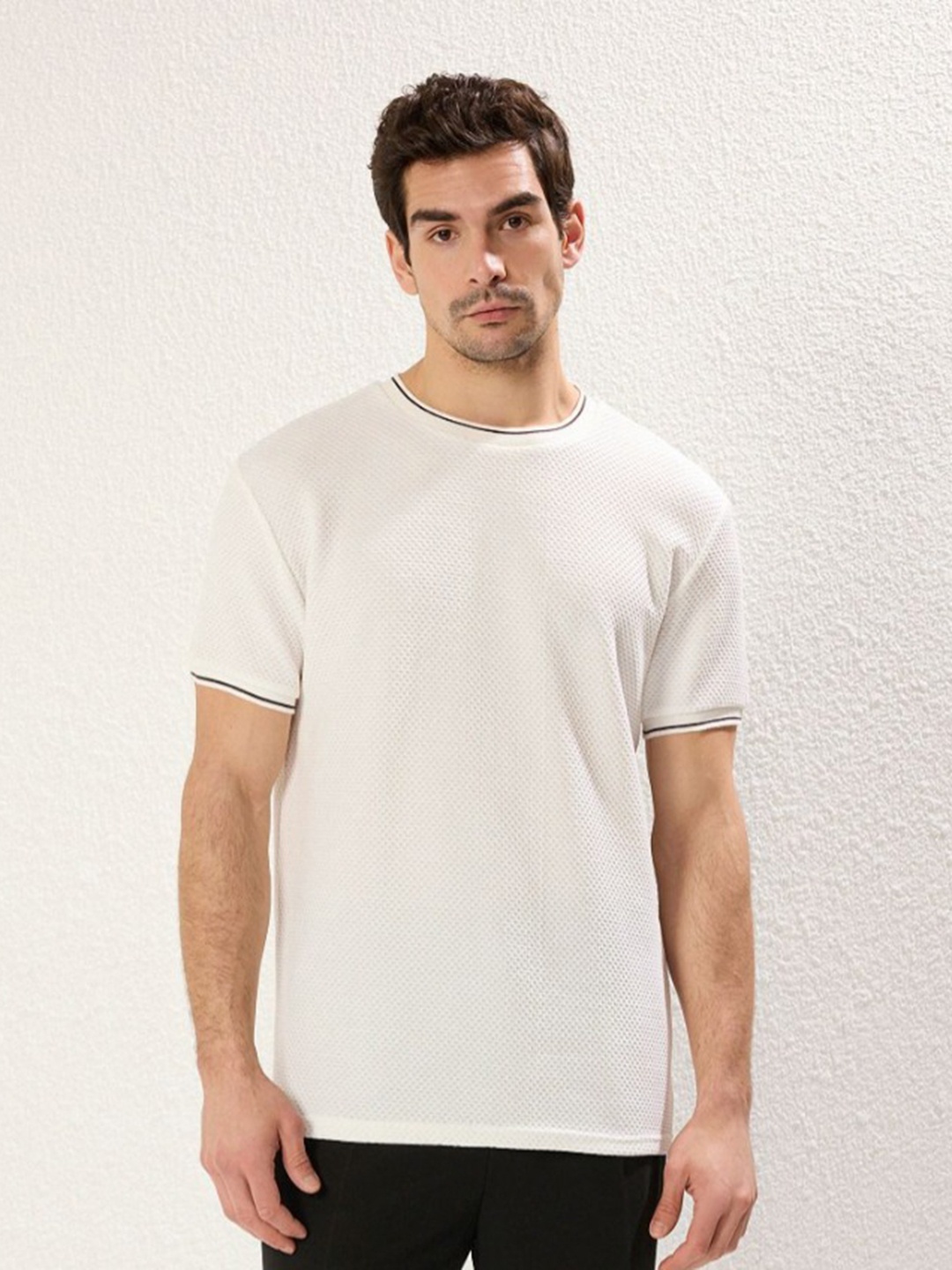 

Trendyol Men Pockets T-shirt, Na