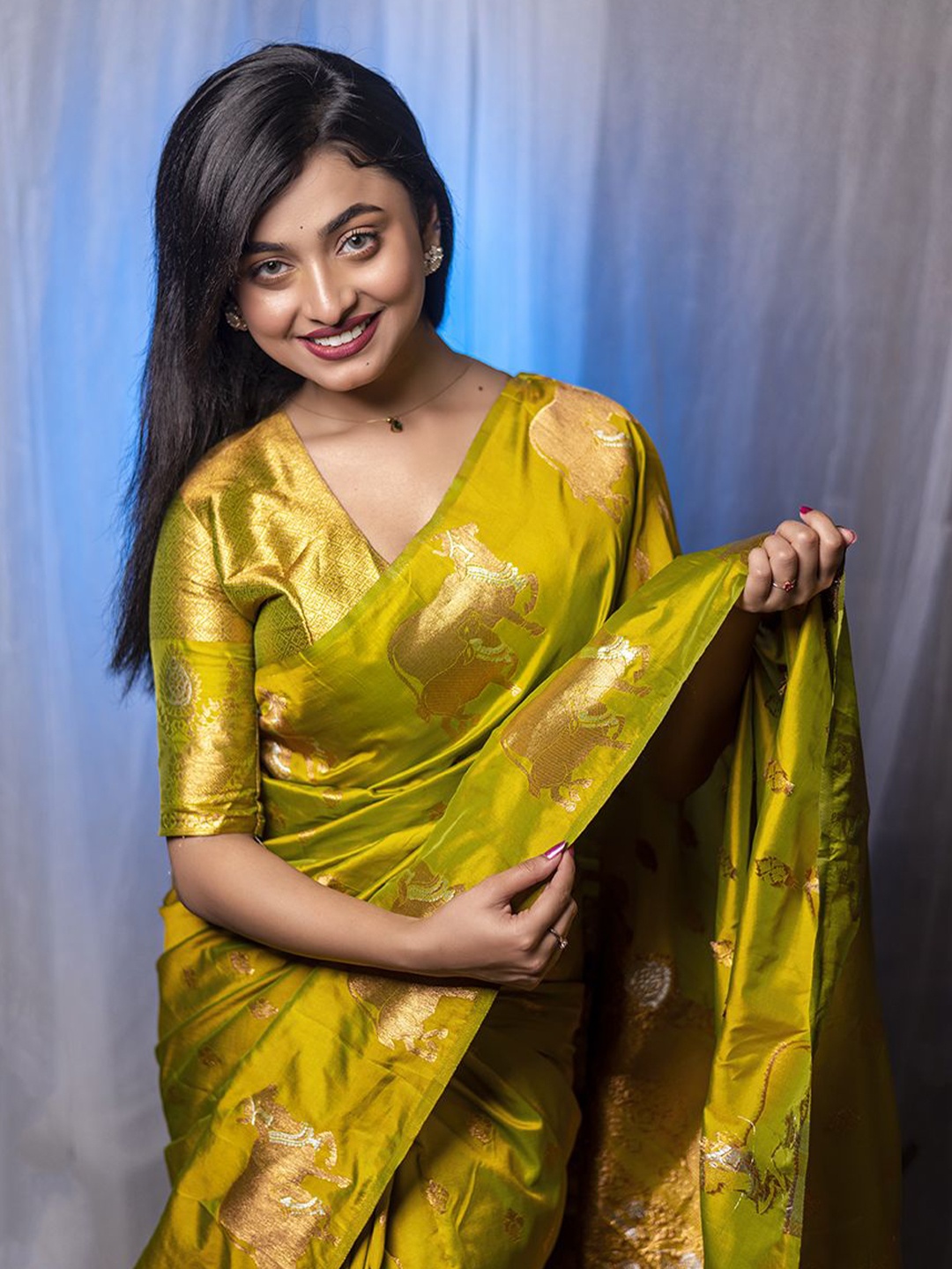 

all about you Woven Design Zari Silk Blend Banarasi Saree, Olive