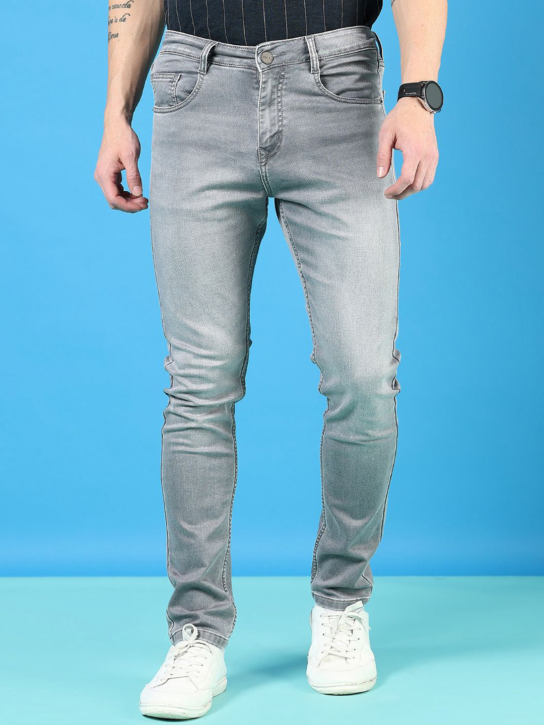 

V-Mart Men Light Fade Jeans, Grey