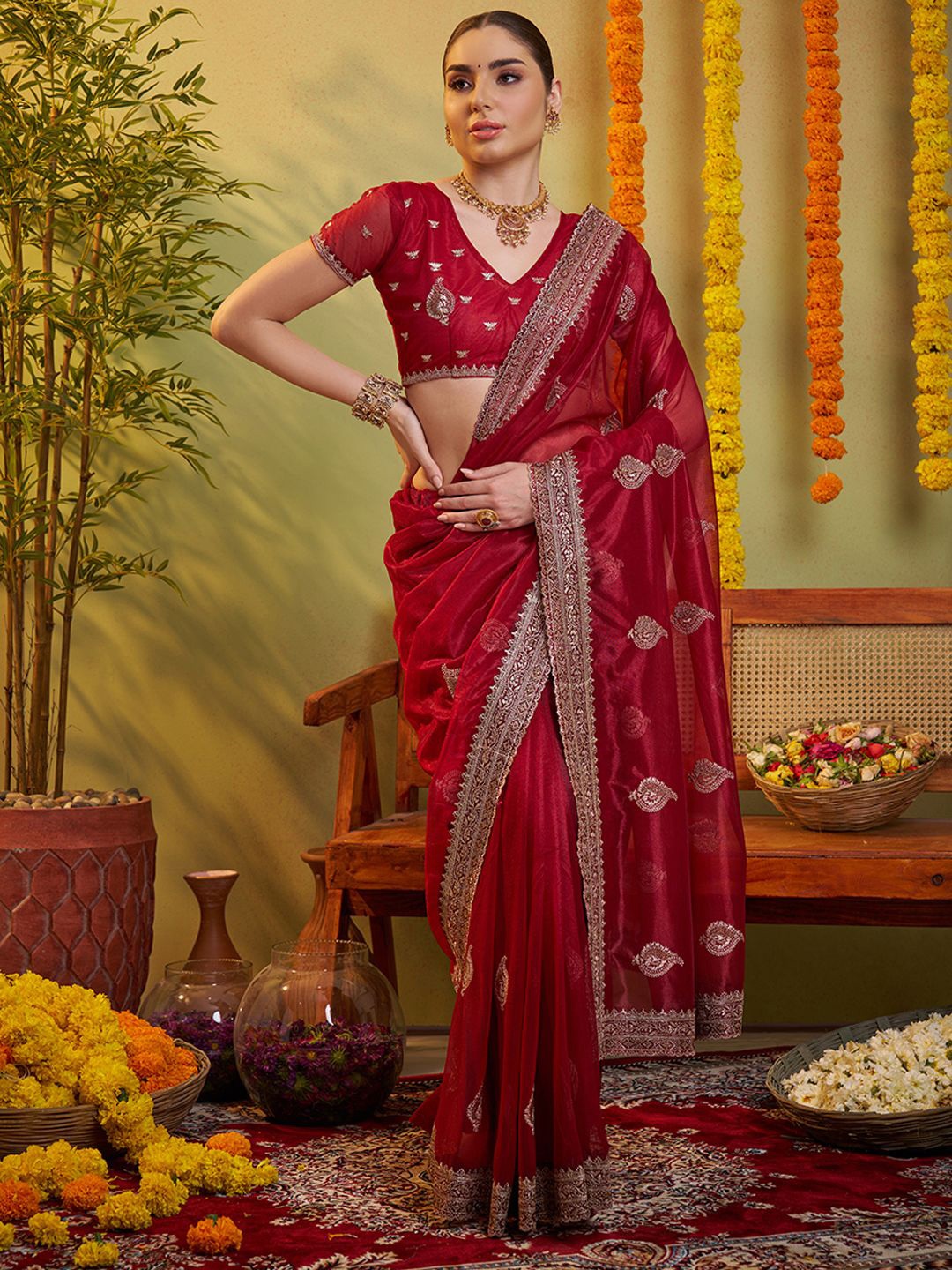 

modeva Ethnic Motifs Embroidered Organza Saree, Maroon