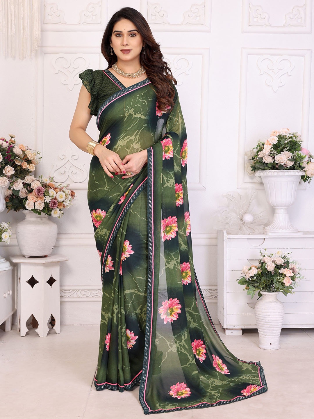 

Moda Rapido Floral Beads and Stones Poly Georgette Saree, Green