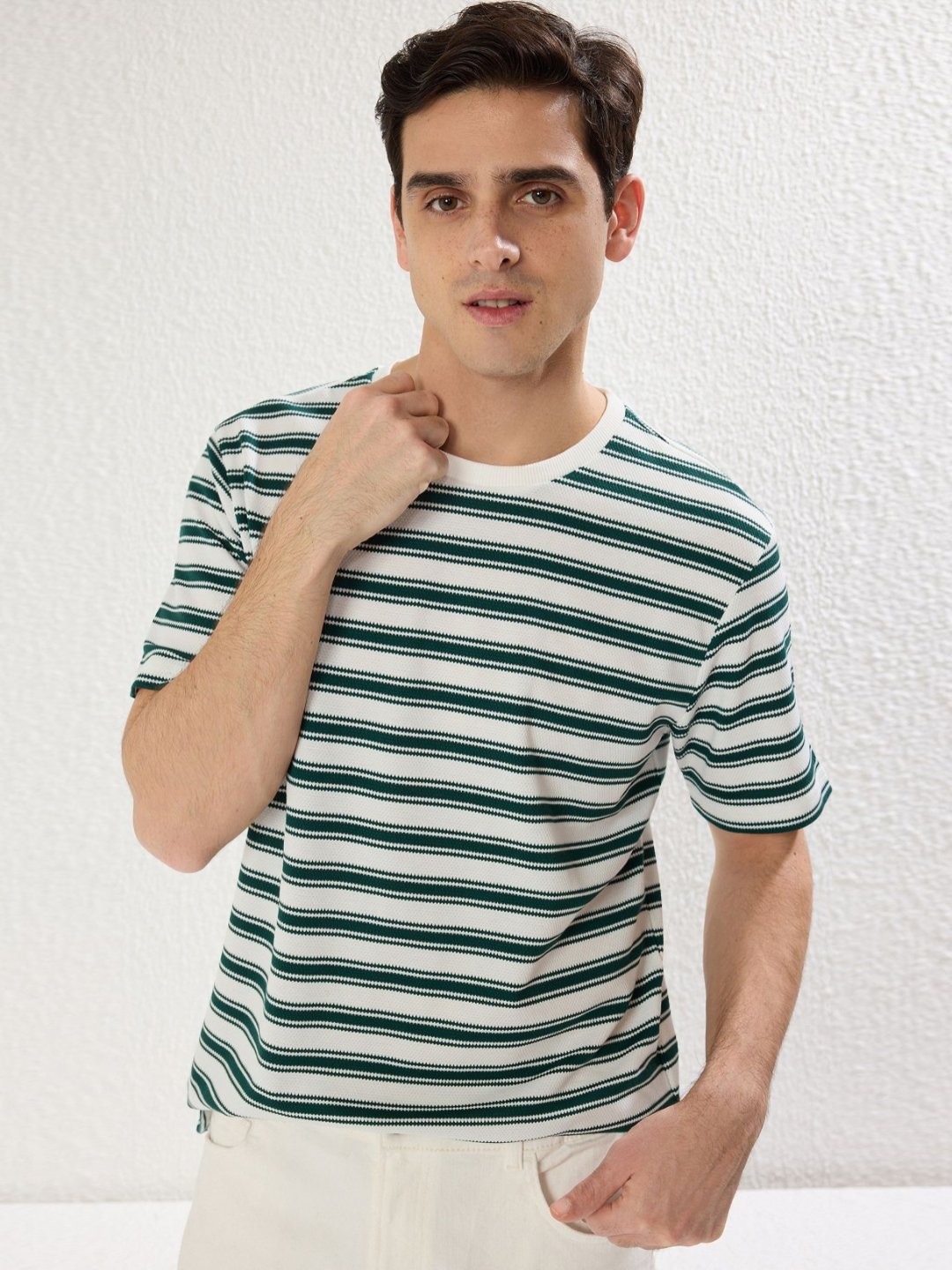 

Trendyol Men Striped Pockets T-shirt, Na