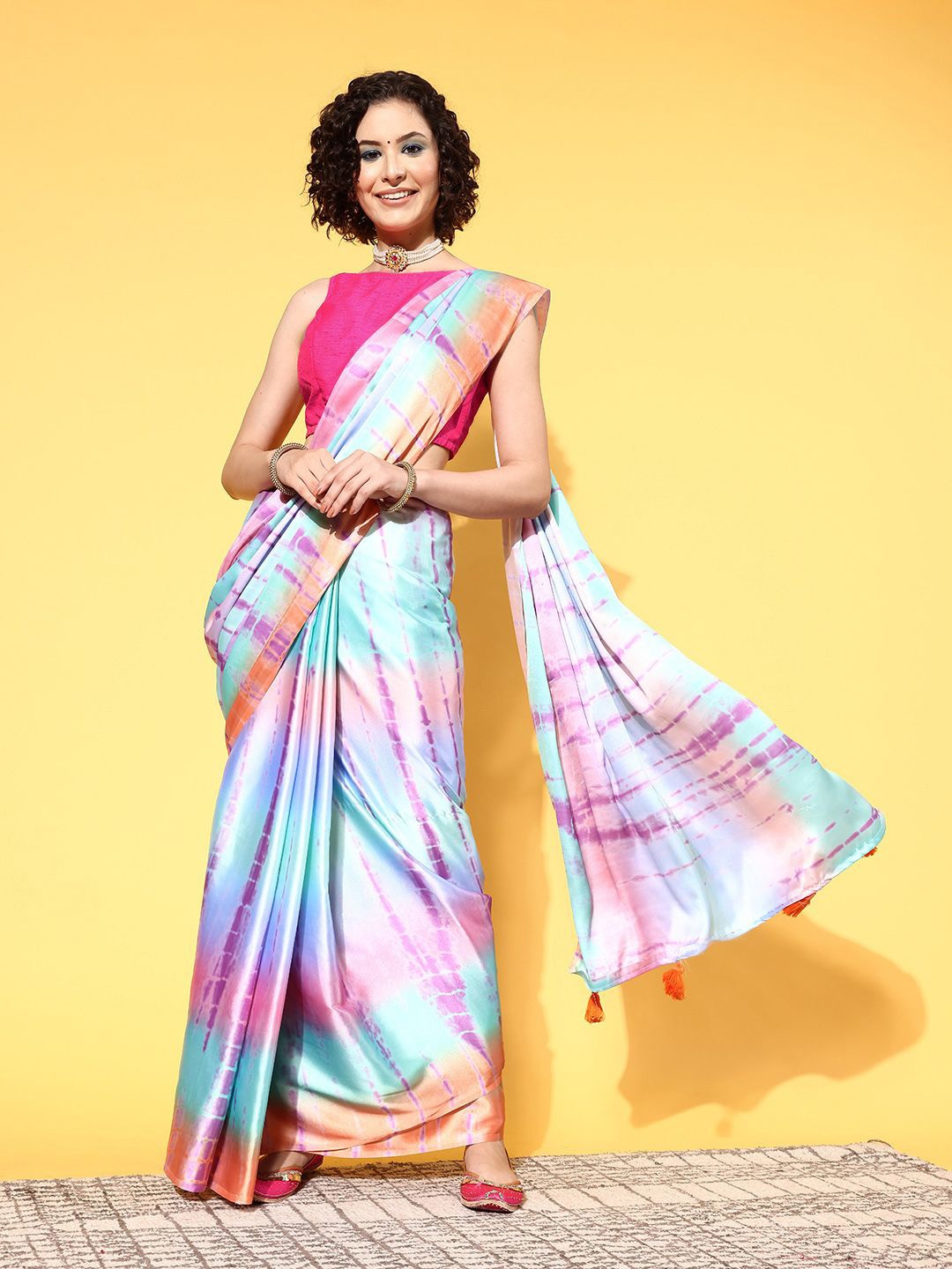 

DIVASTRI Tie and Dye Satin Saree, Blue