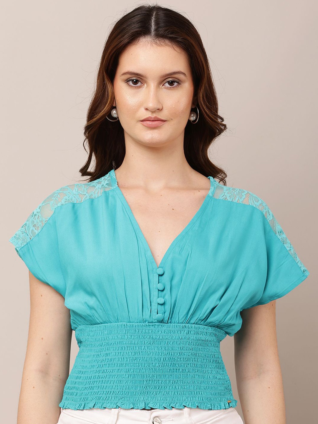 

NoBarr Extended Sleeves Cinched Waist Top, Blue